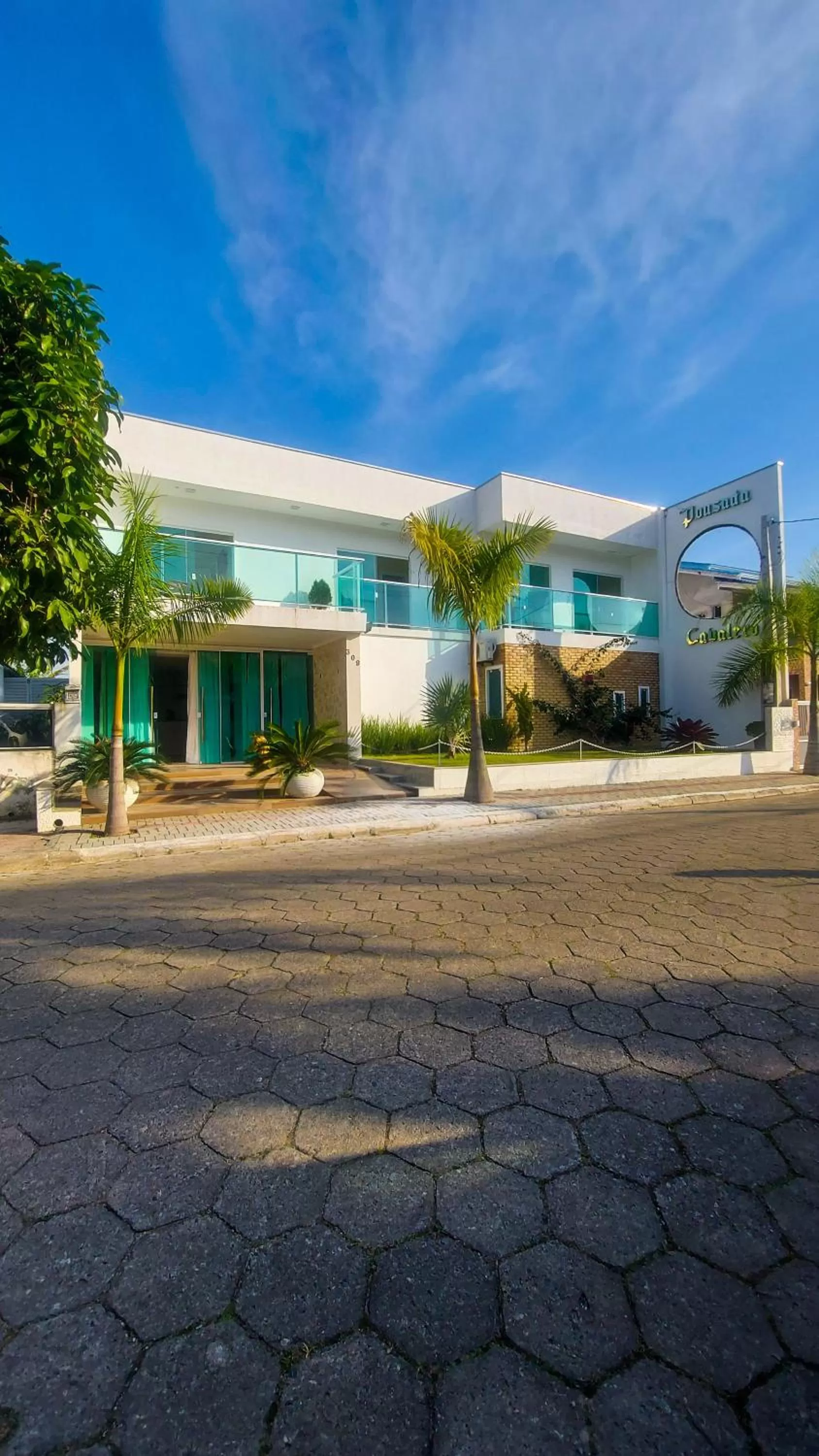 Property building in Pousada Cavalero