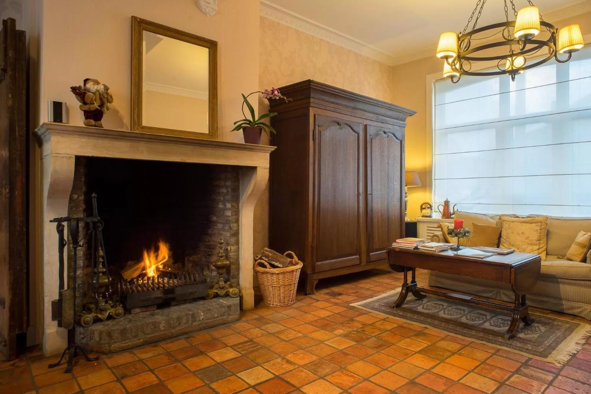 Communal lounge/ TV room in B&B Coupure