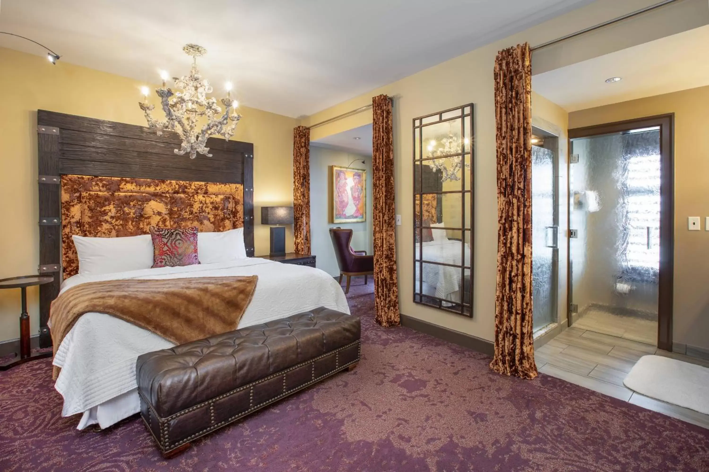 Photo of the whole room, Bed in The Bohemian Hotel Savannah Riverfront, Autograph Collection