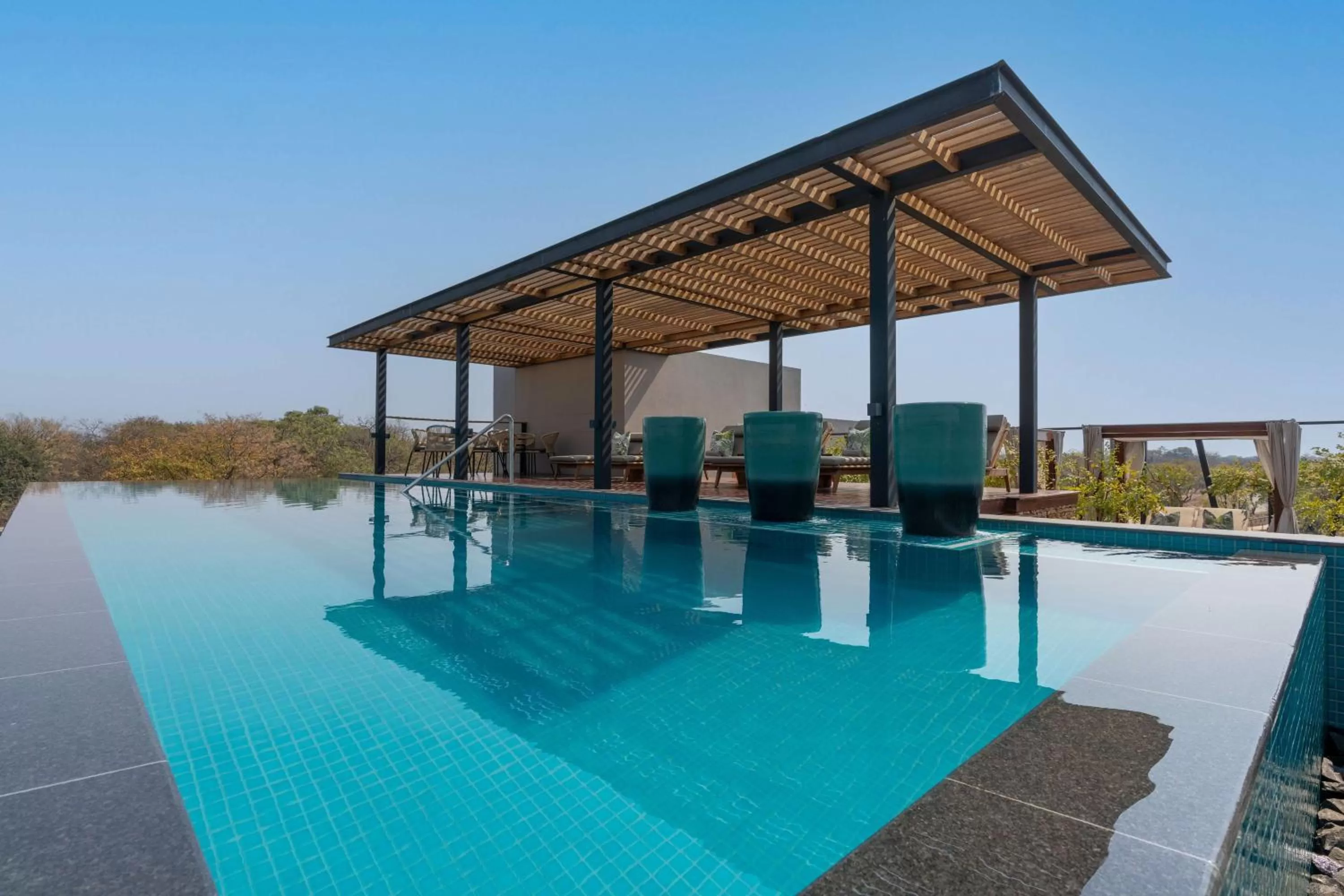 Pool view in Radisson Blu Mosi-oa-Tunya Livingstone Resort