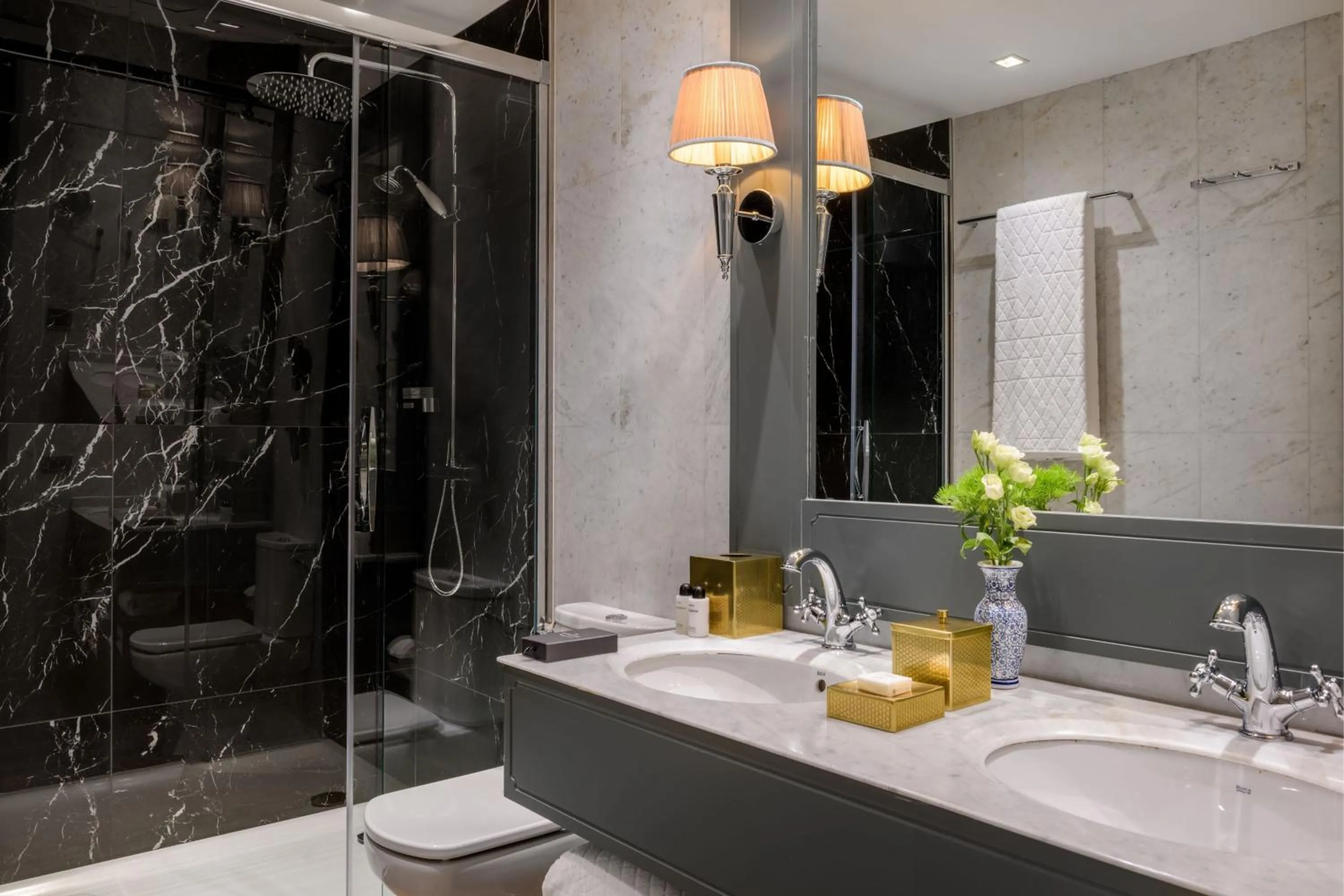 Bathroom in Santo Mauro, a Luxury Collection Hotel, Madrid