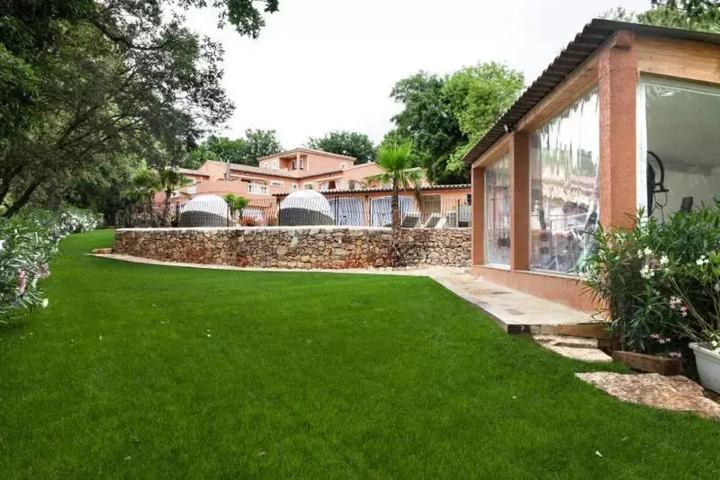 Property building, Garden in La Casa dei Sogni