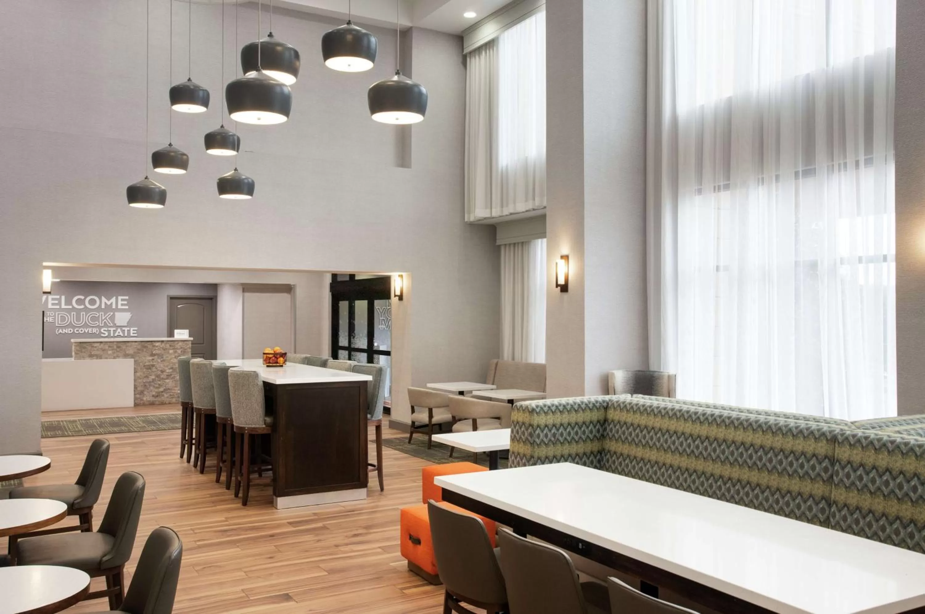 Lobby or reception in Hampton Inn & Suites Pine Bluff