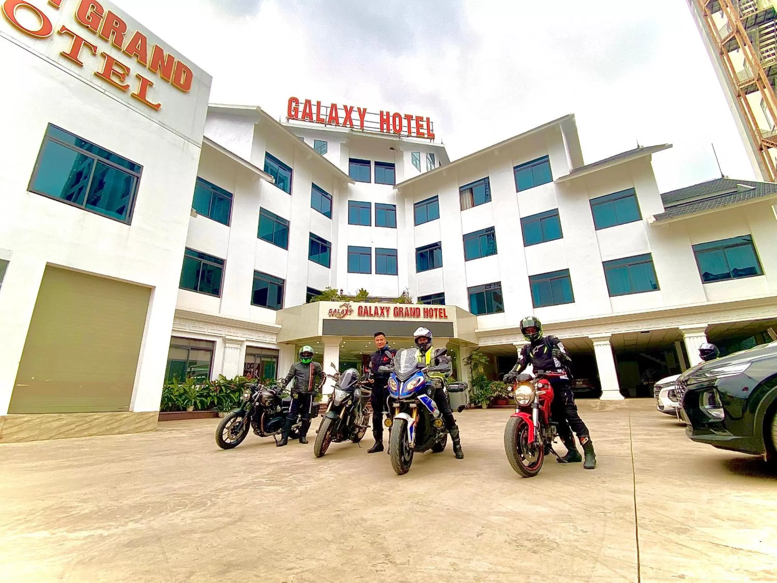 Galaxy Grand Hotel
