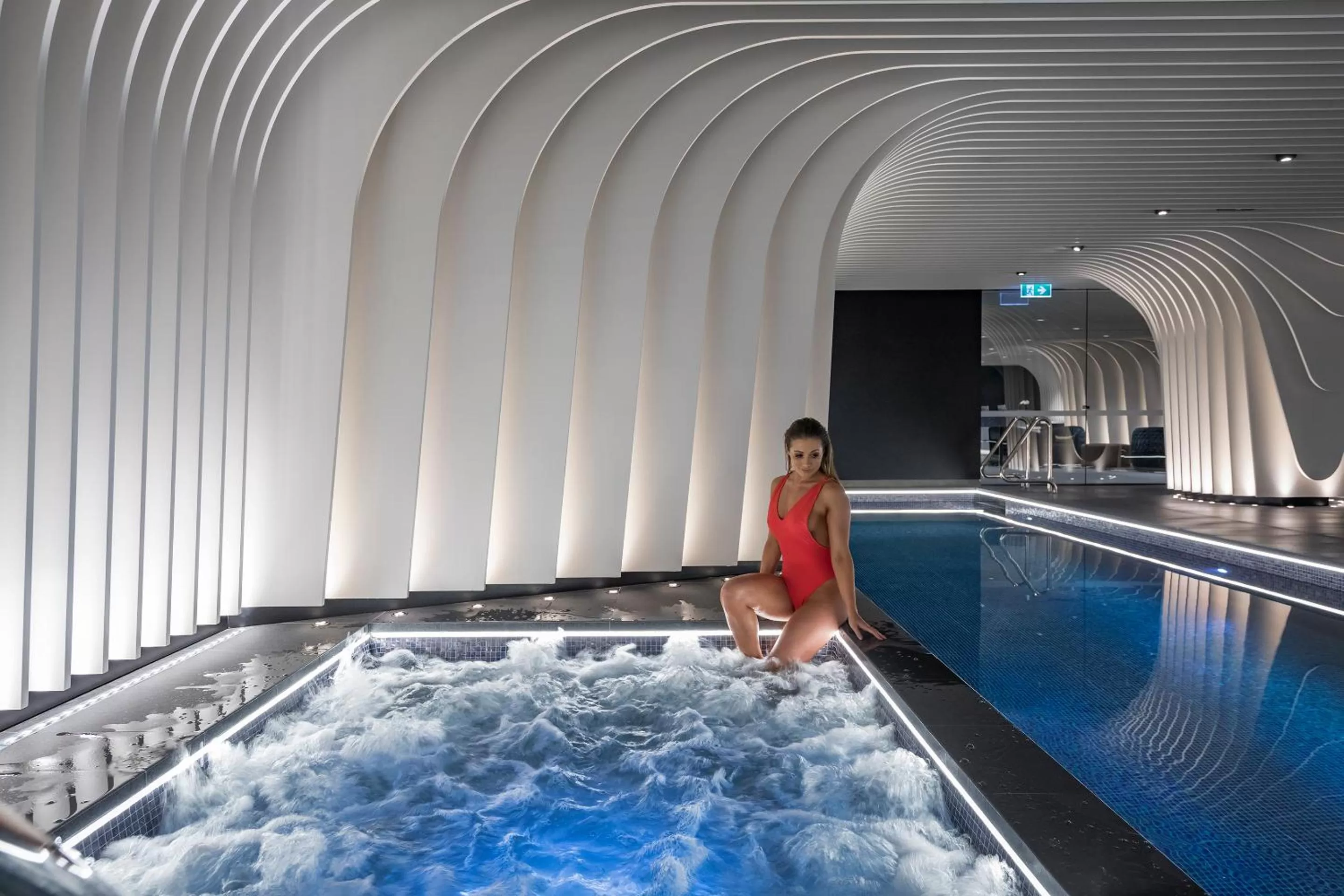 Swimming pool in SKYE Suites Sydney