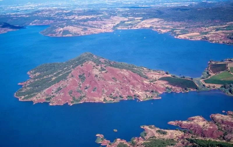 Fishing, Bird's-eye View in L'Auberge du Mazet