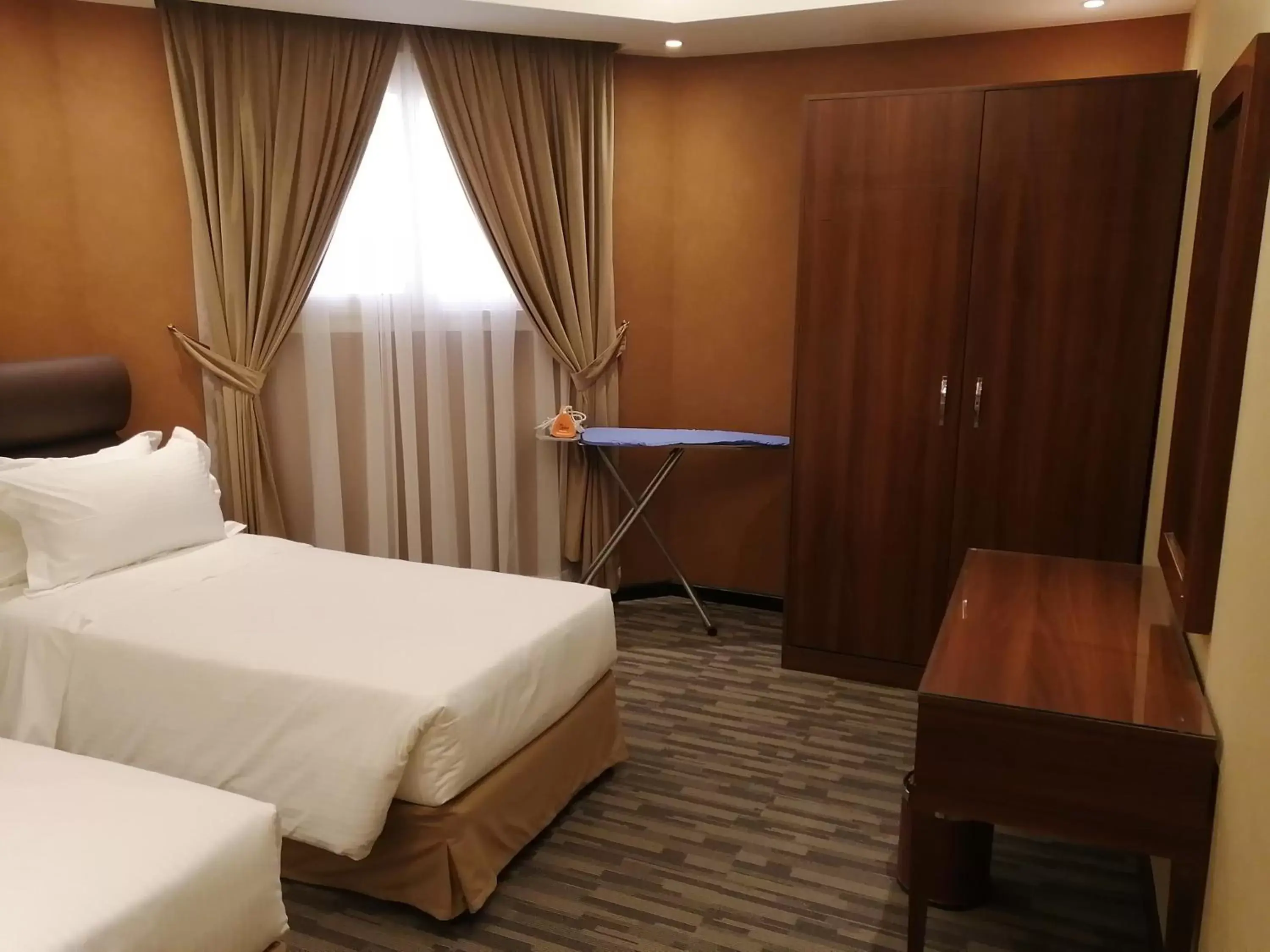 Bedroom, Bed in MANAZEL Al DIAFA SERVICED APARTMENTS