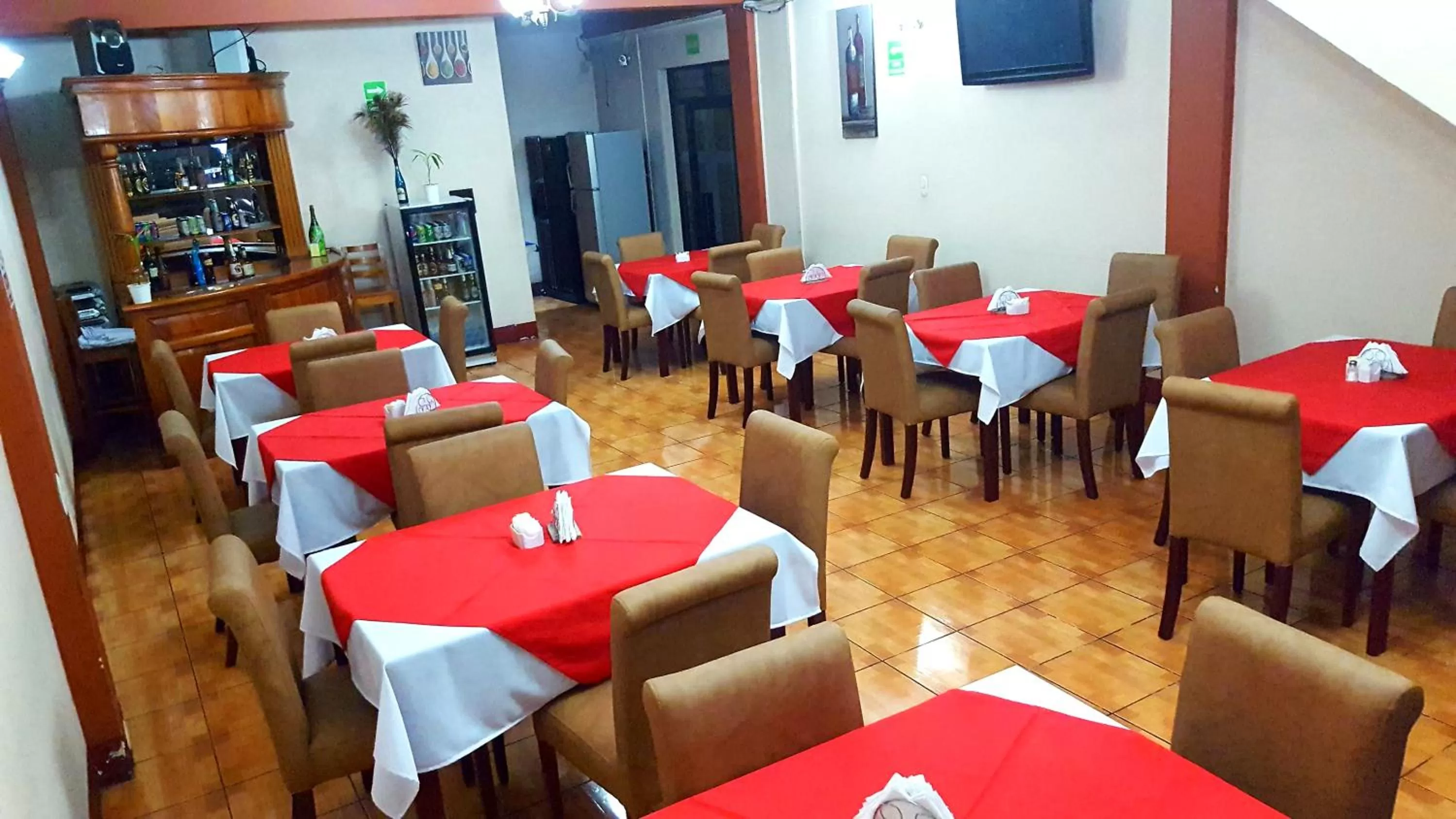 Restaurant/places to eat in Hotel Las Americas