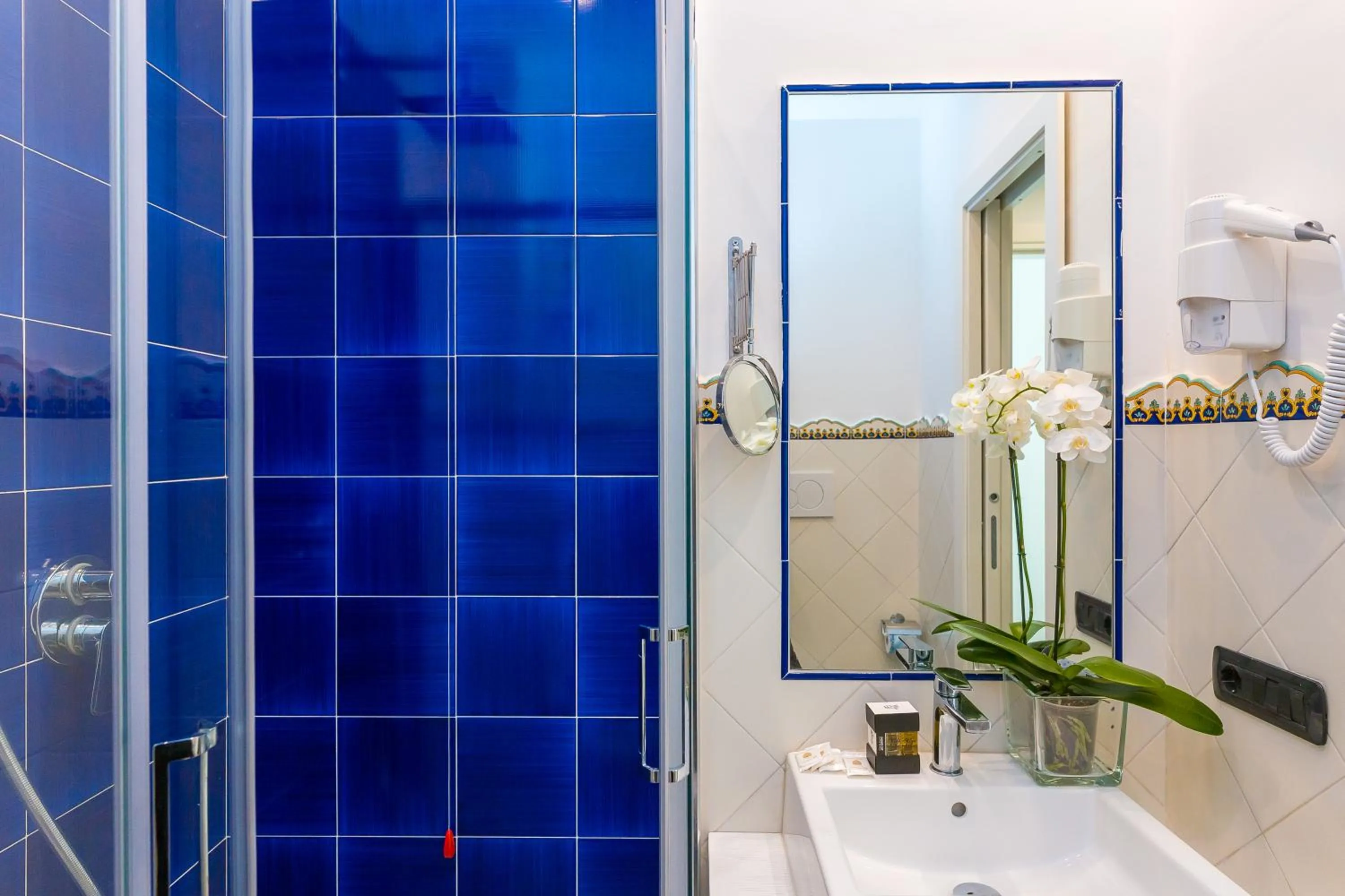 Bathroom in Hotel Sorrento City