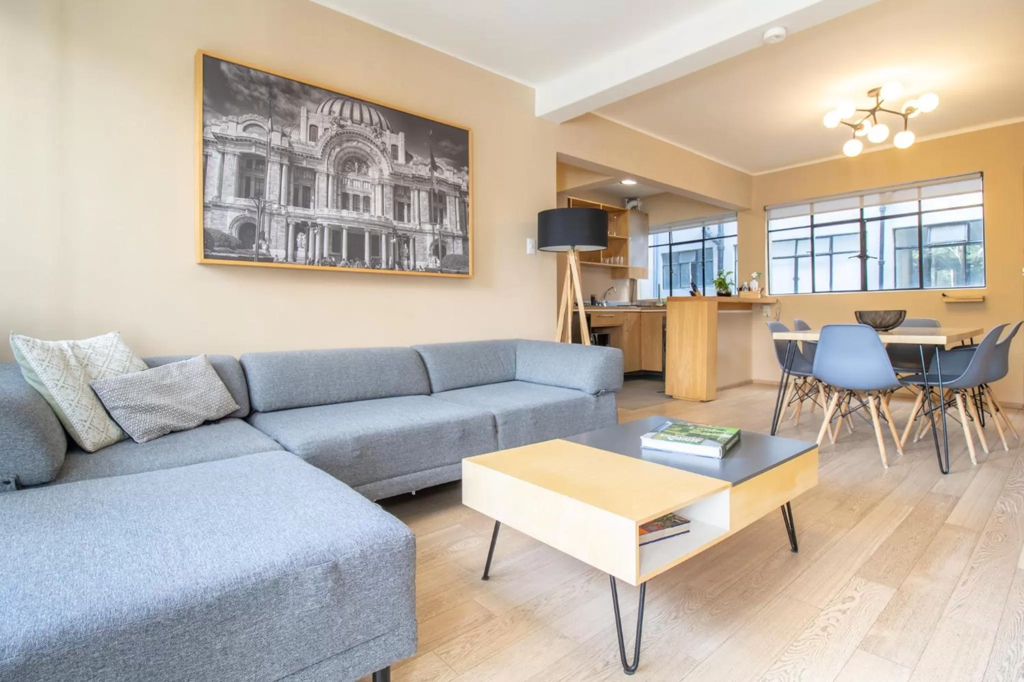 Living room in Mi Zona Lodging WTC