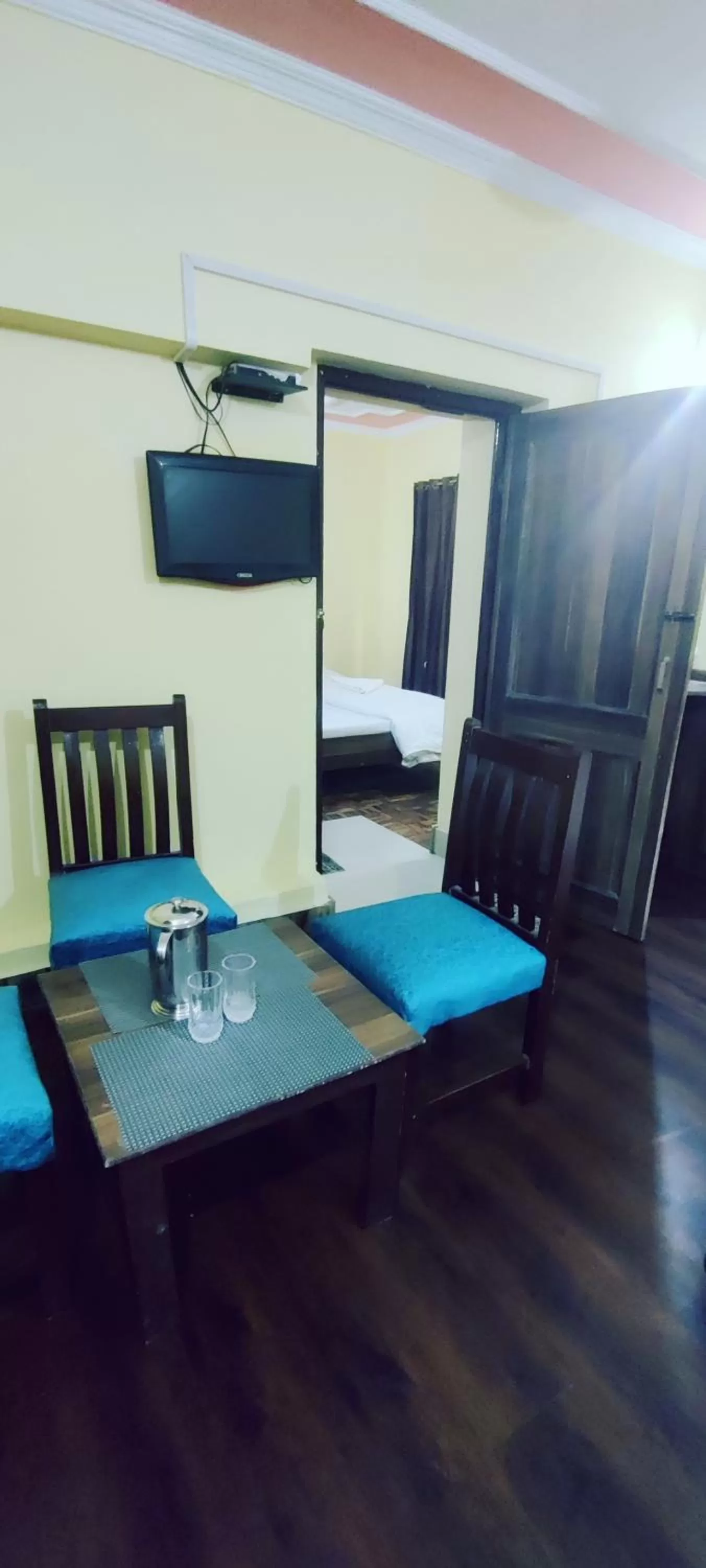 Seating area in Hotel curio's All seasons