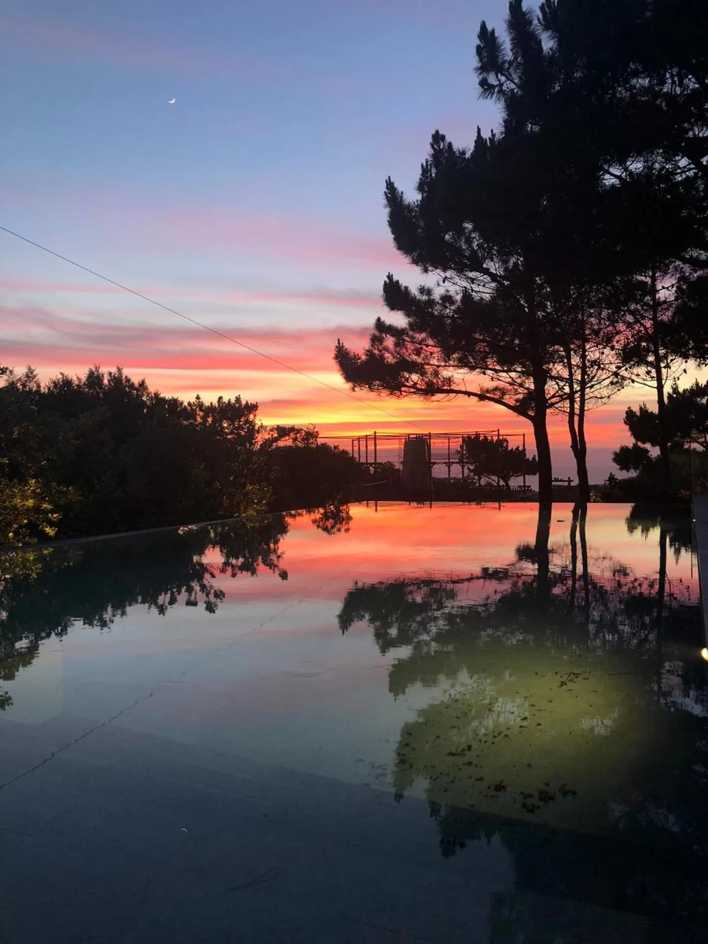 Swimming pool in Azen Cool House