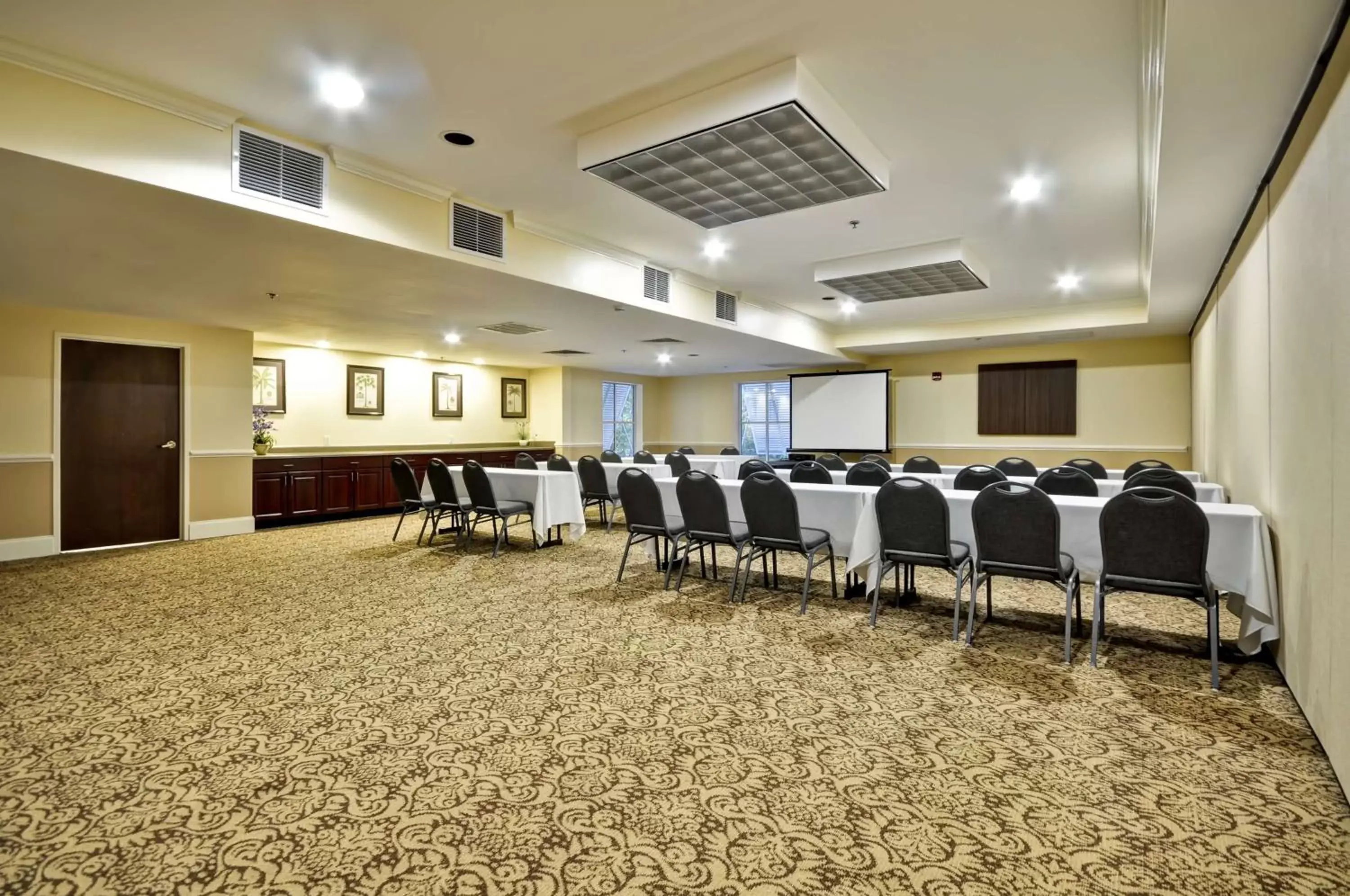 Meeting/conference room in Hampton Inn & Suites Charleston-West Ashley