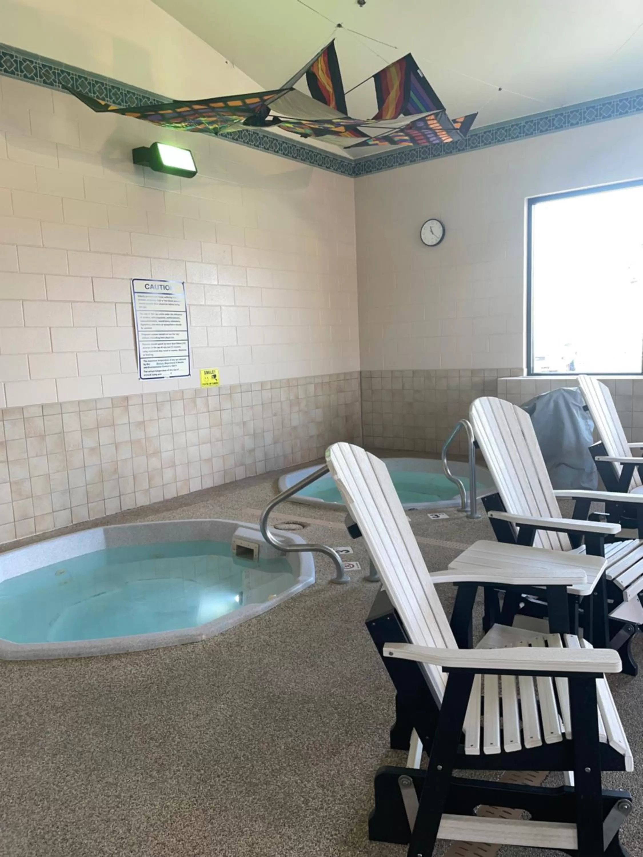 Hot Tub in Boothill Inn and Suites