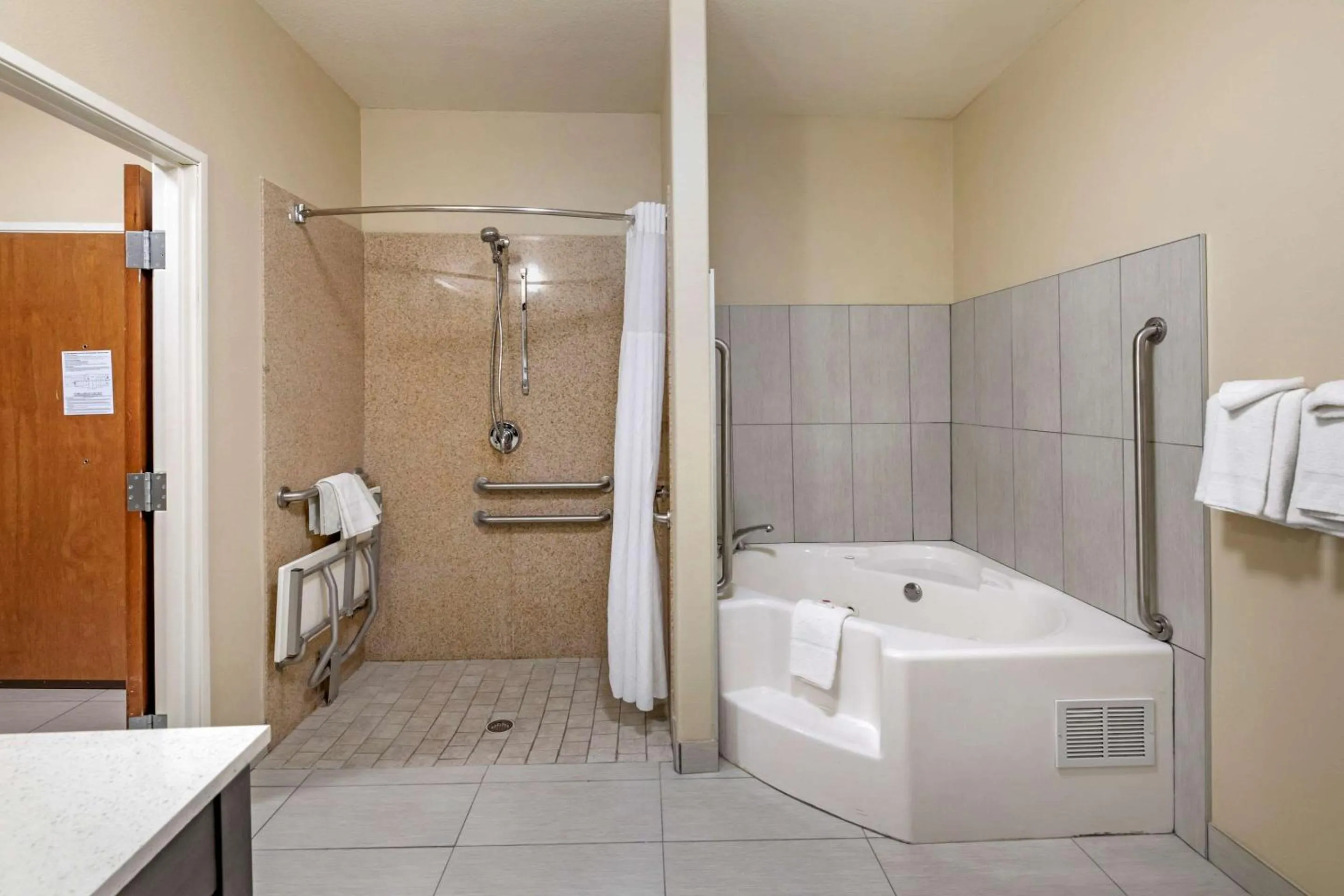 Bathroom in Comfort Inn & Suites Lubbock West