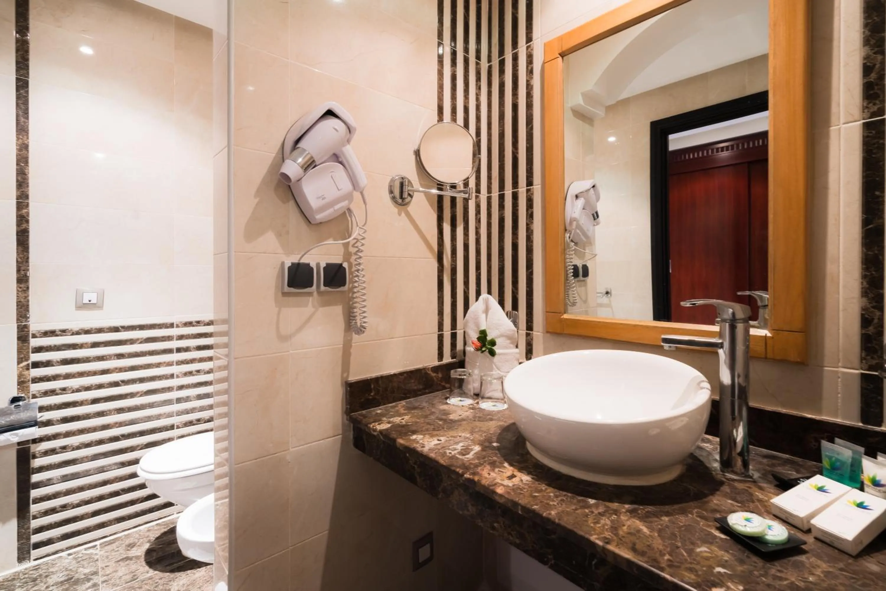 Shower in Pickalbatros Aqua Fun Club All Inclusive