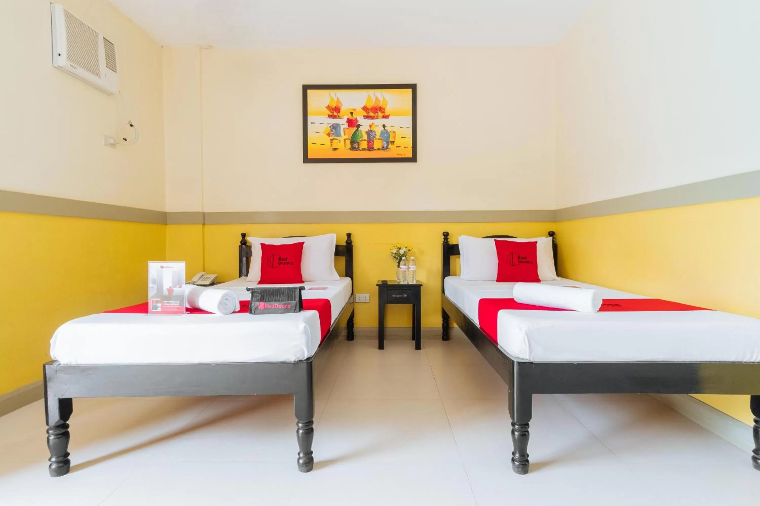 Bed in RedDoorz Premium @ Gabinete Road Palawan