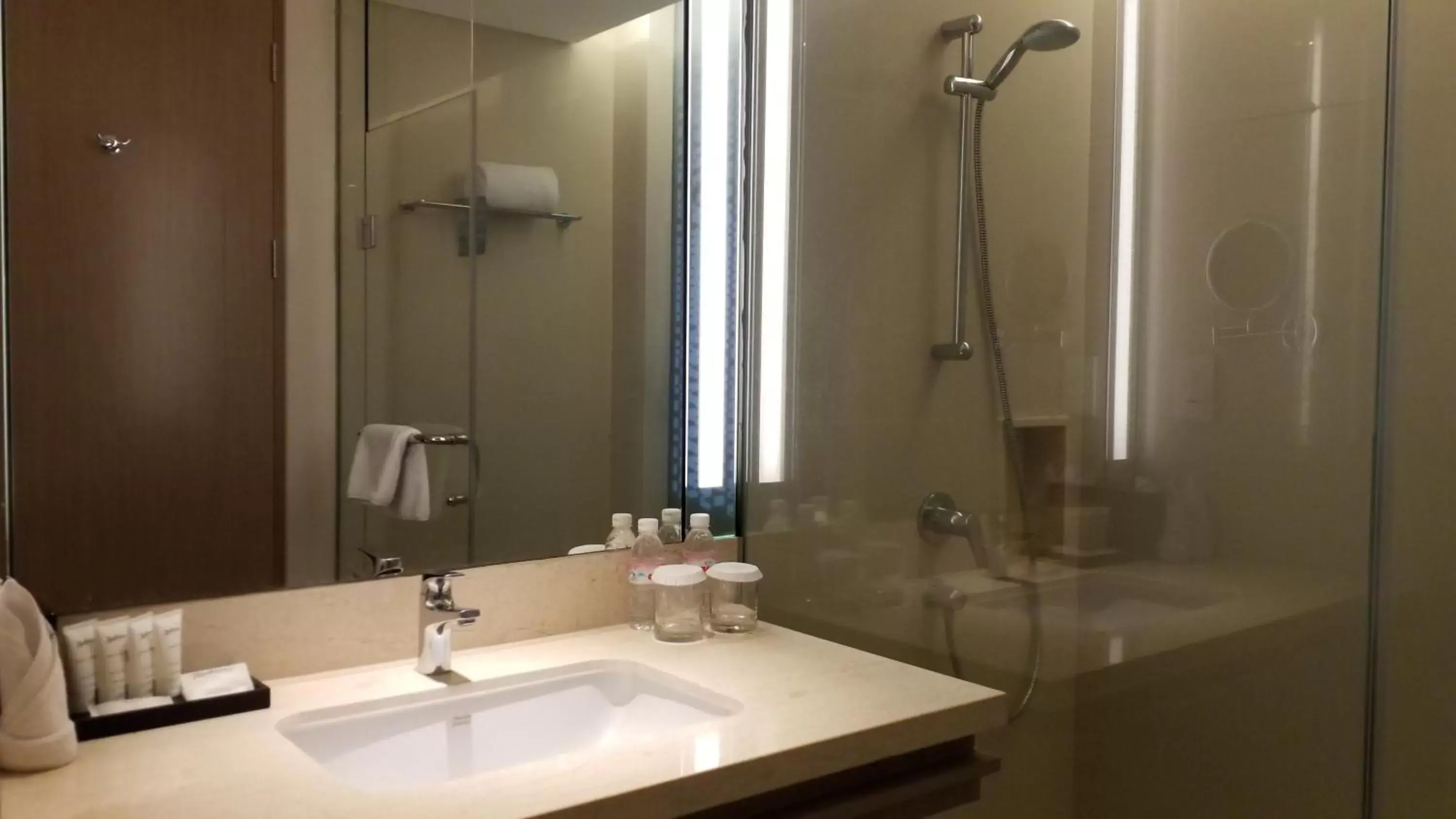 Bathroom in Radisson Lampung Kedaton