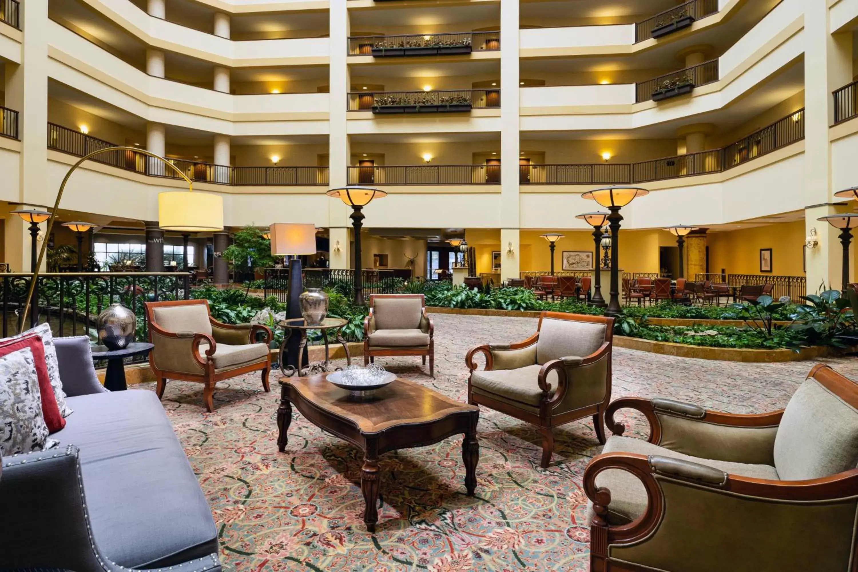 Lobby or reception in Renaissance Tulsa Hotel & Convention Center