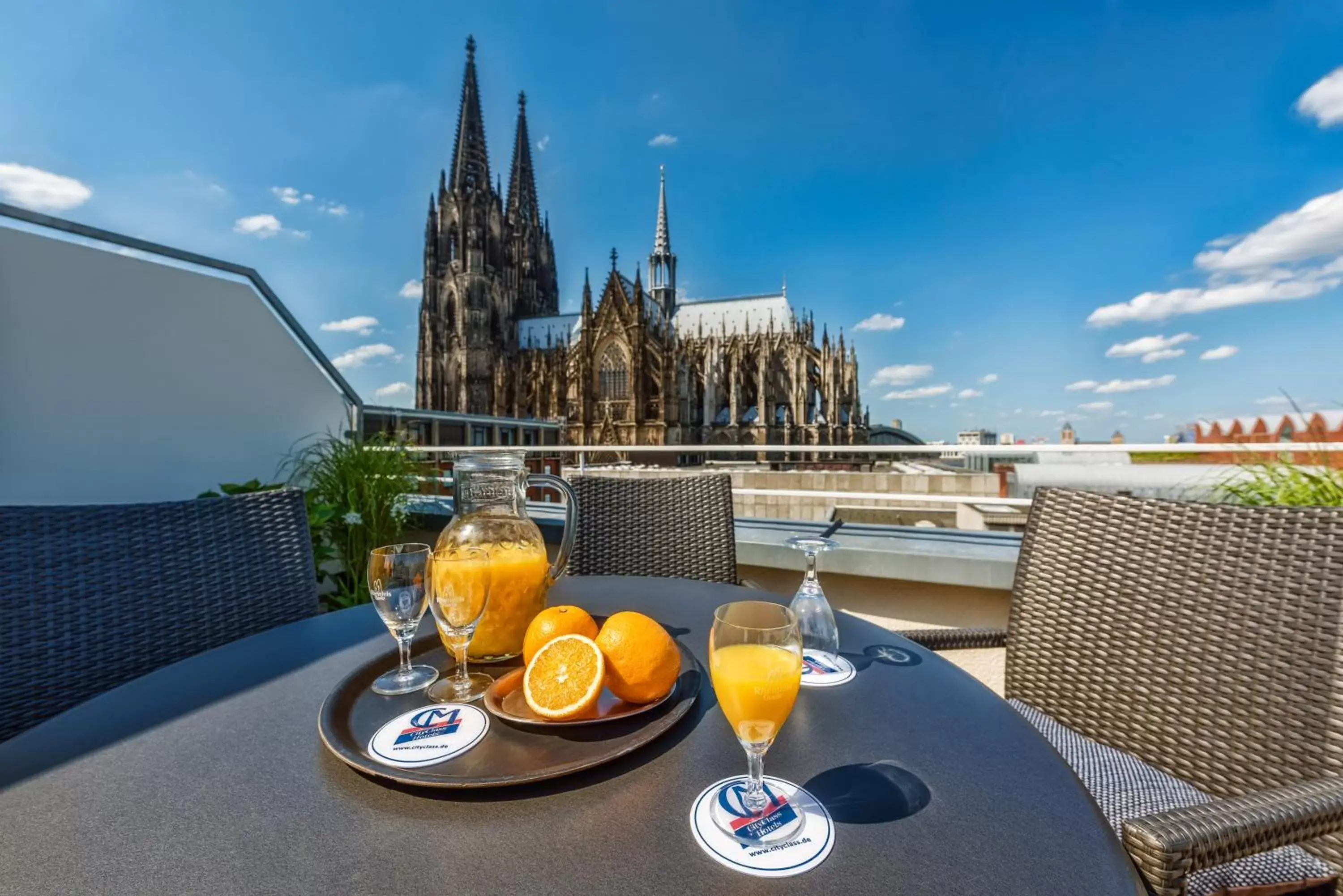 Landmark view in CityClass Hotel Europa am Dom