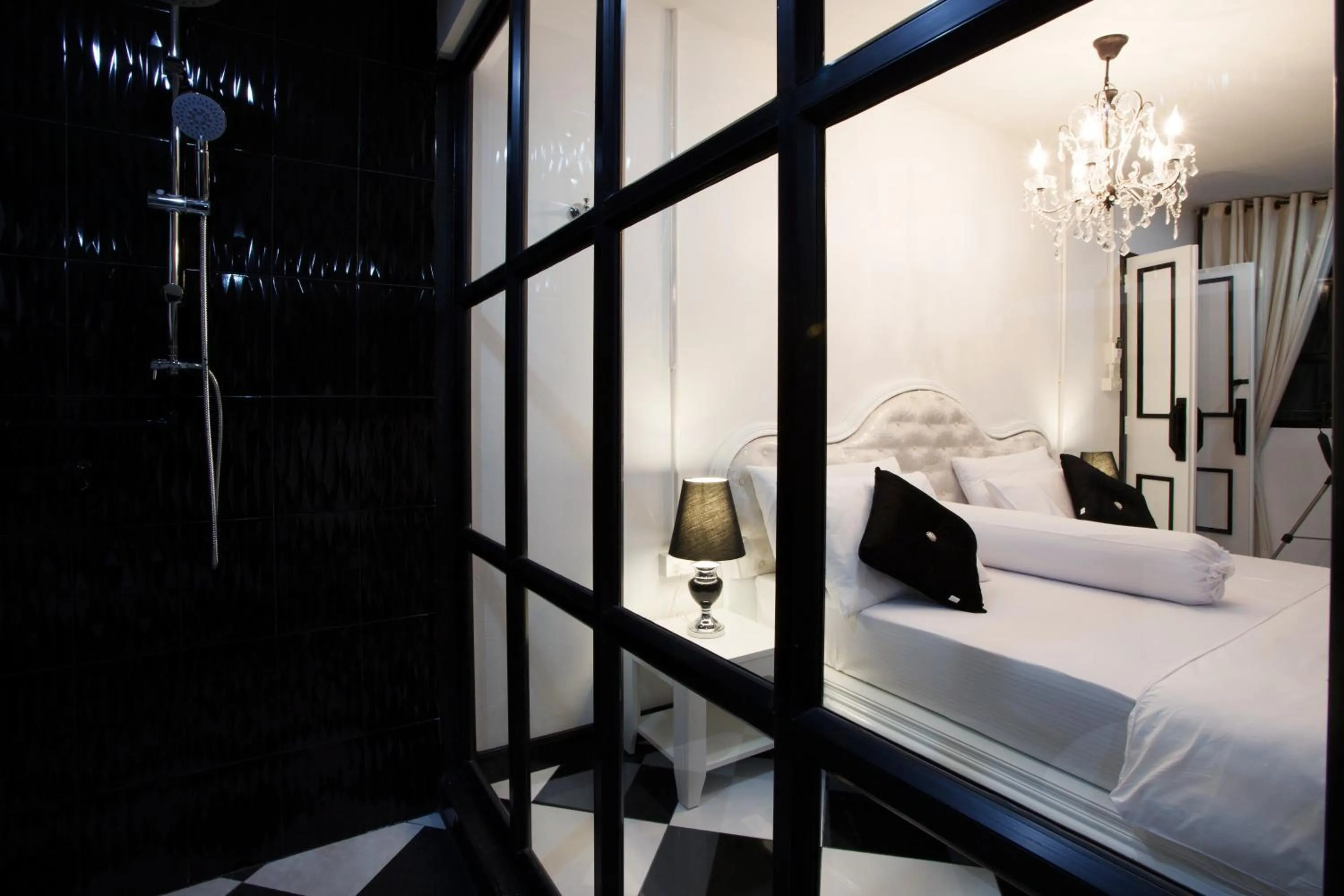 Decorative detail in Meroom