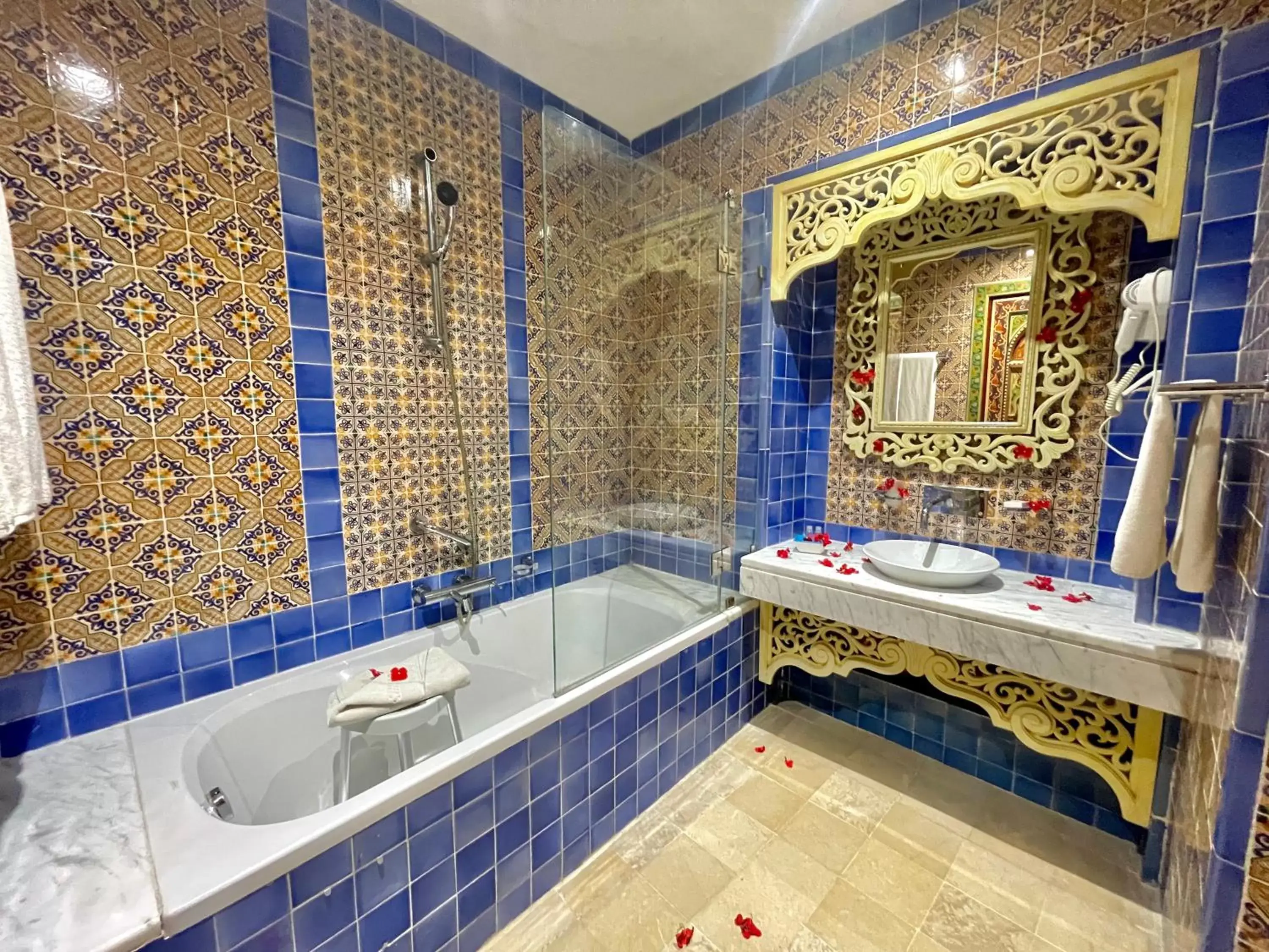 Bathroom in Royal Victoria - Ex British Embassy