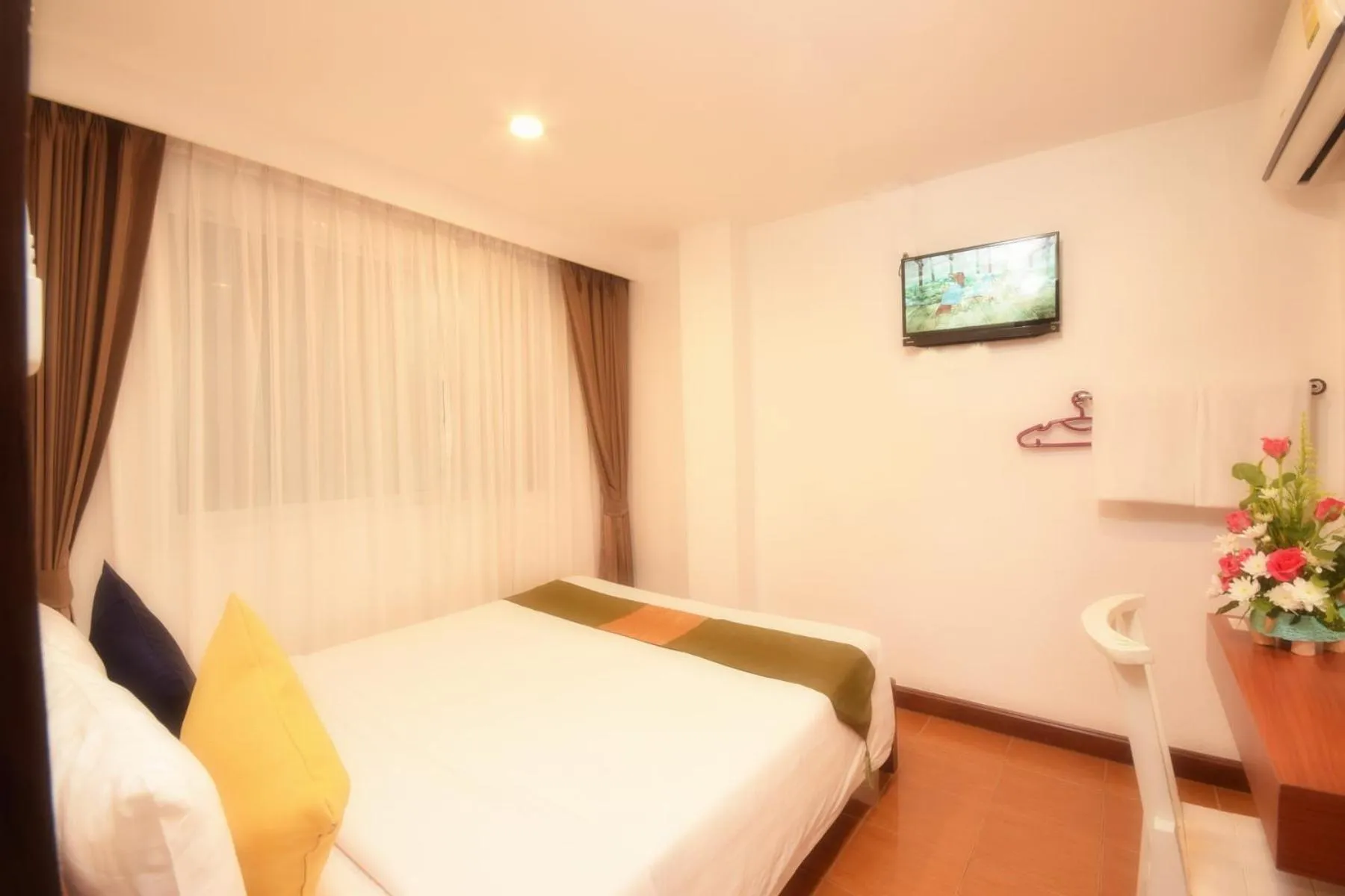 Bed in Blissotel Ratchada