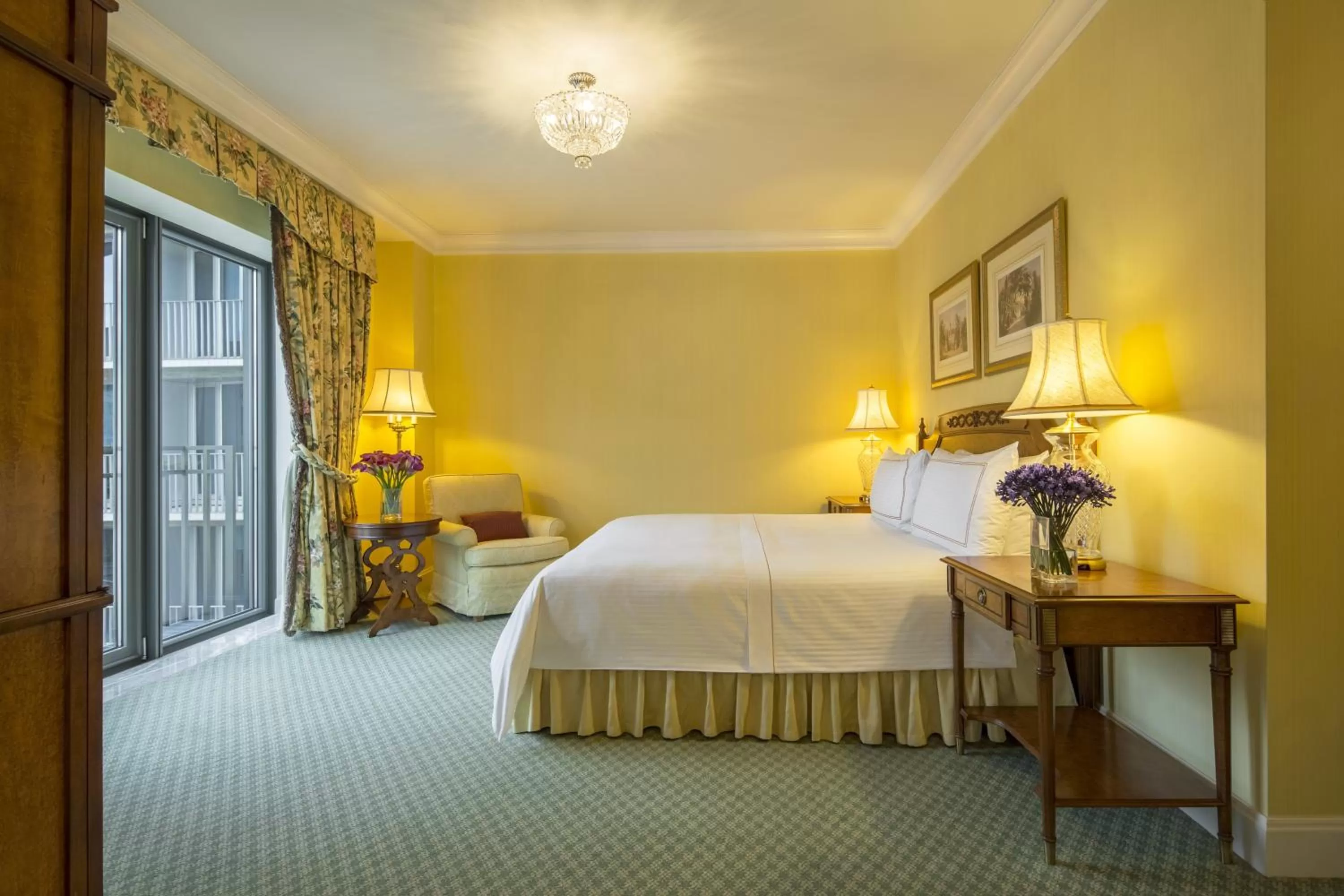 Photo of the whole room in Regent Berlin by IHG