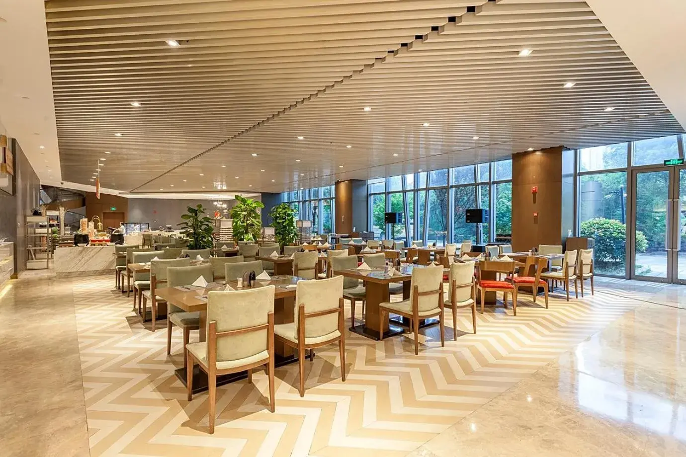 Restaurant/Places to Eat in Radisson Exhibition Center Shanghai