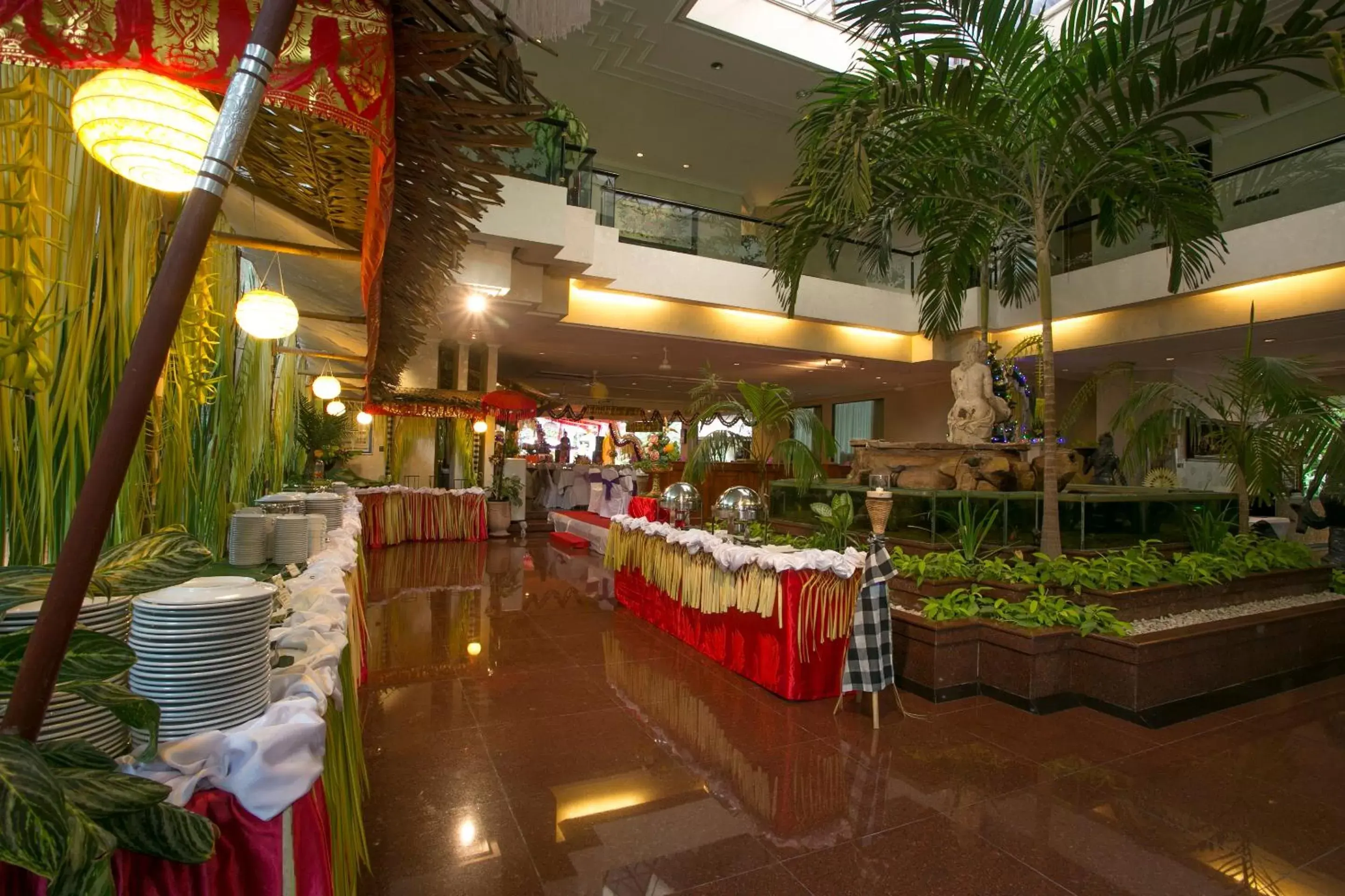 Lobby or reception, Restaurant/Places to Eat in Parigata Resorts and Spa