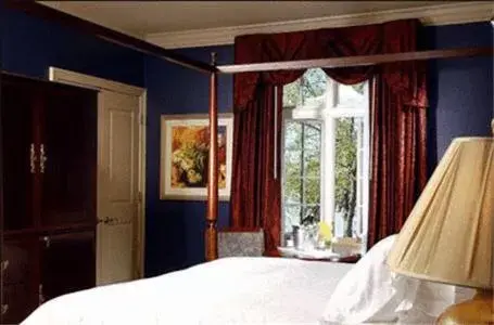 Photo of the whole room, Bed in River Inn Of Harbor Town