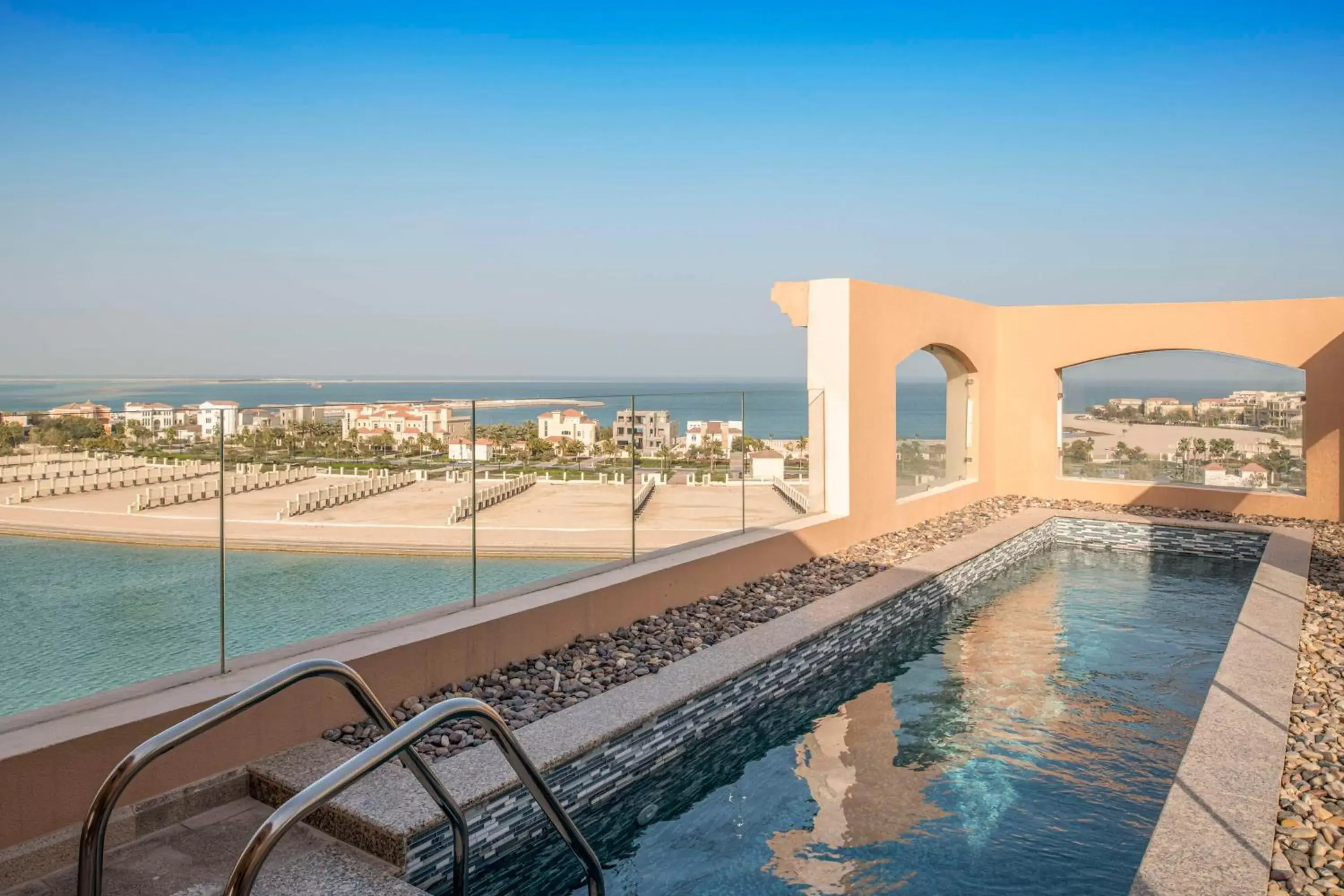 Photo of the whole room, Swimming Pool in Marsa Malaz Kempinski, The Pearl