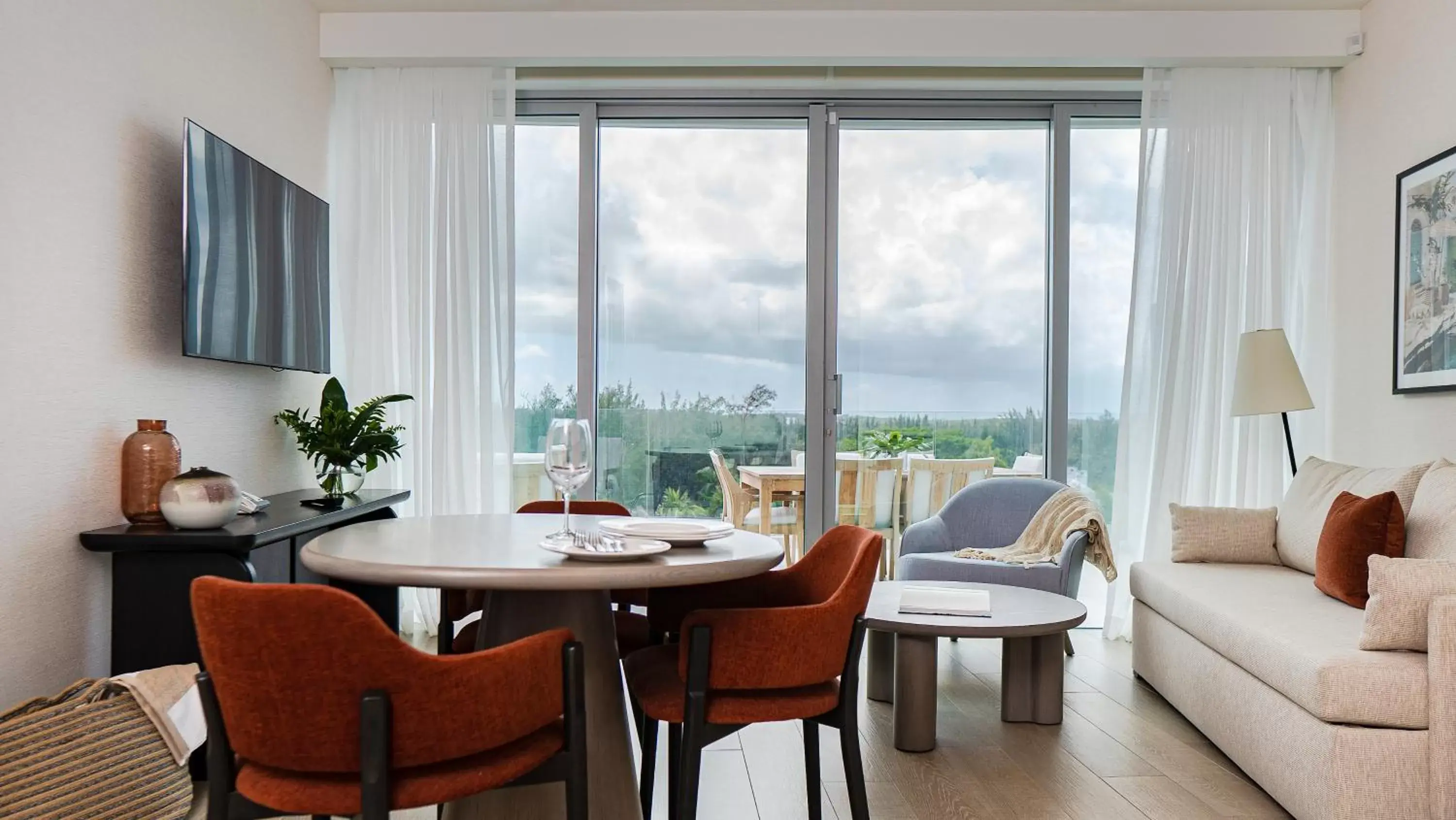 Living room, Seating Area in Goldwynn Resort & Residences