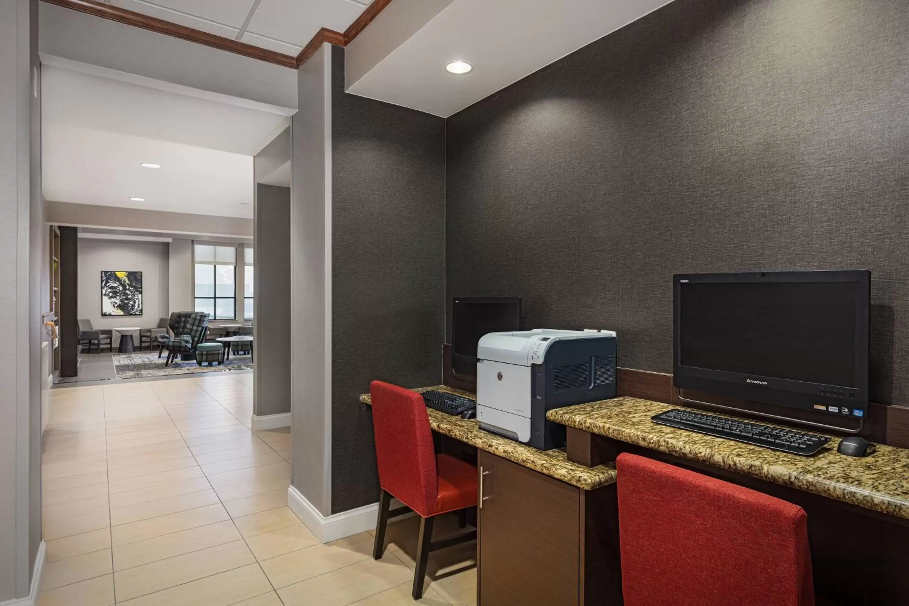 Business facilities, TV/Entertainment Center in Residence Inn Louisville Downtown