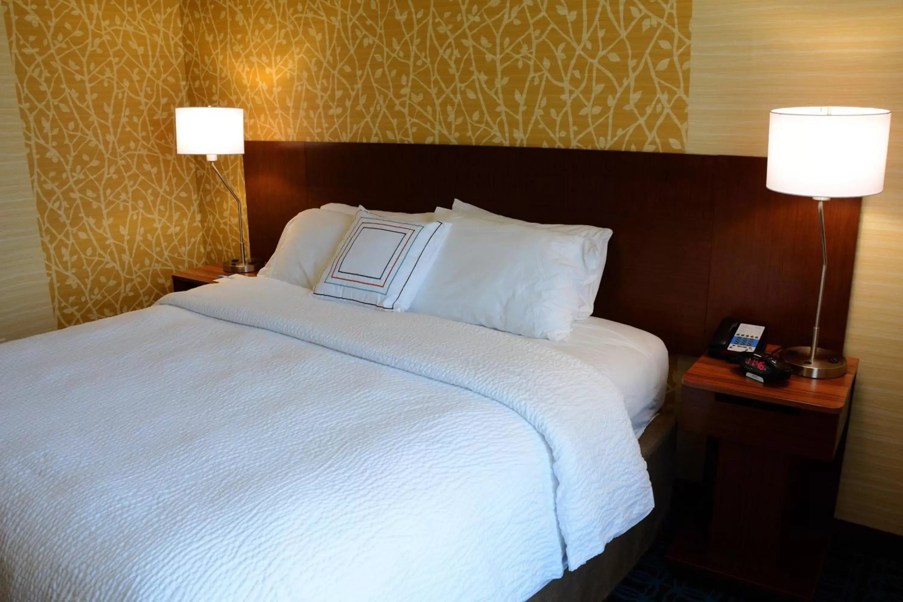Photo of the whole room, Bed in Fairfield Inn & Suites By Marriott Somerset