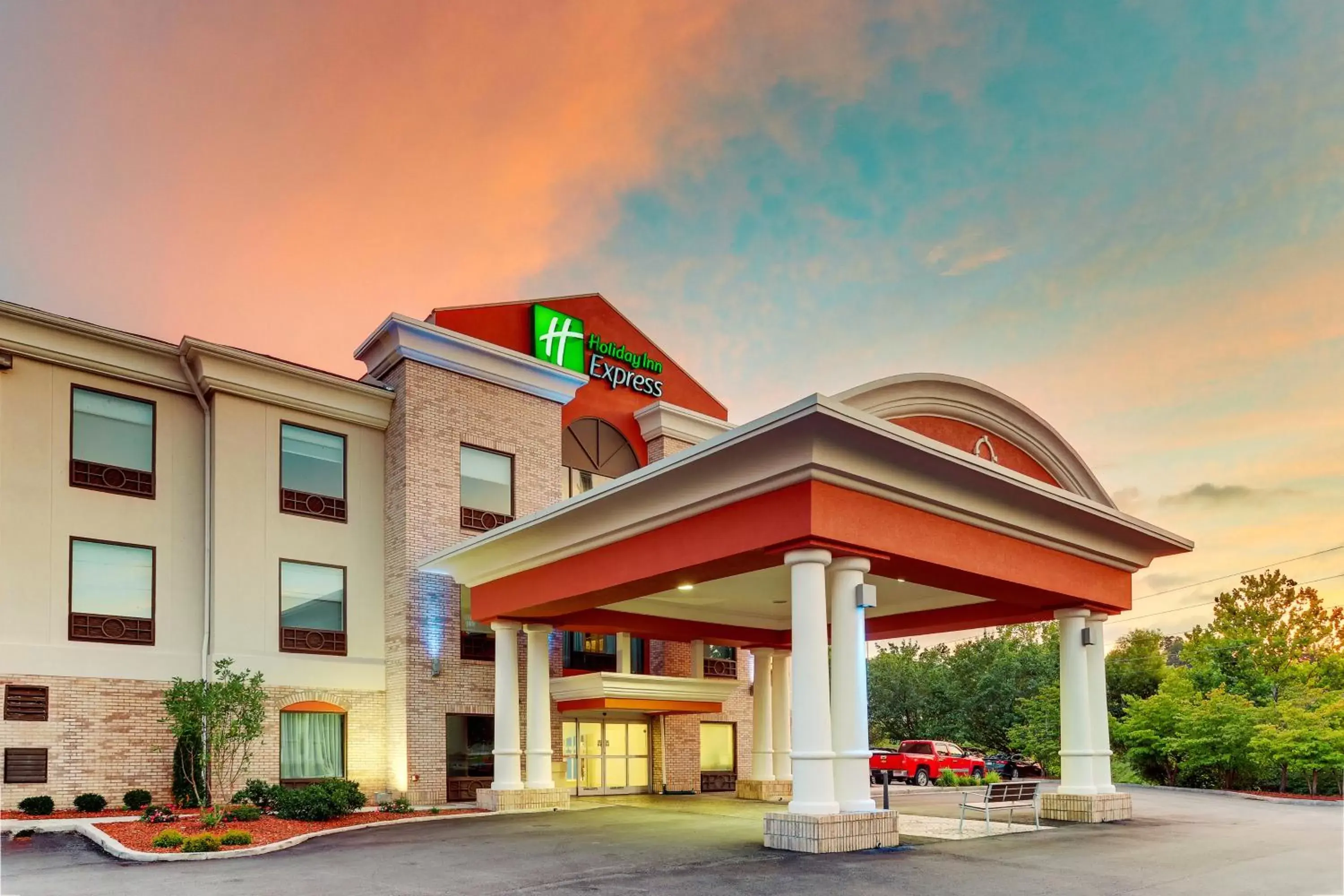 Property Building in Holiday Inn Express Hotel & Suites Corbin, an IHG Hotel