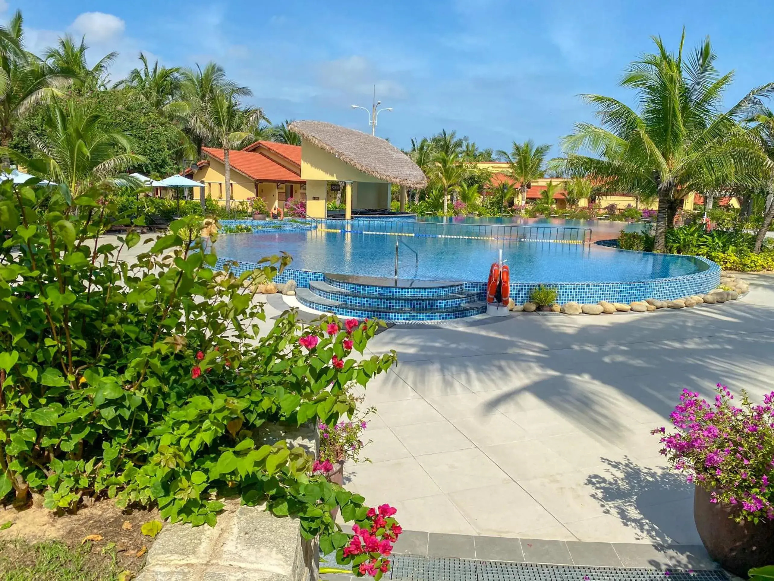 Swimming Pool in Pandanus Resort