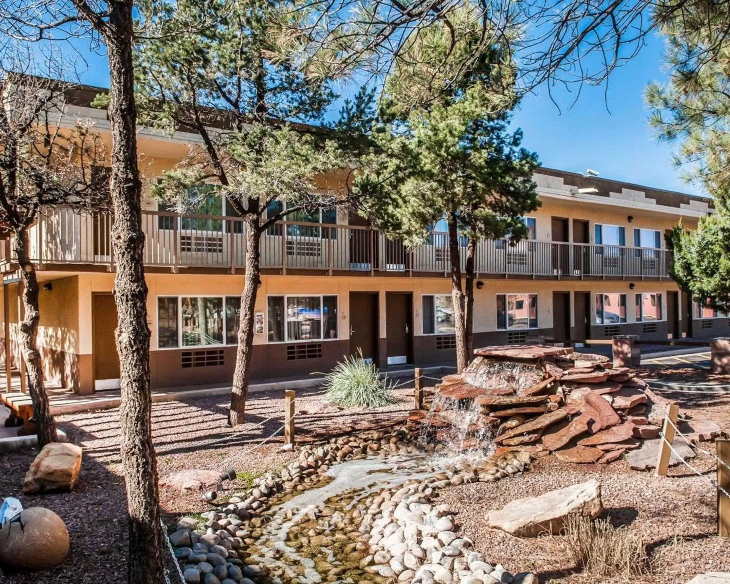 Property Building in Quality Inn Navajo Nation Capital