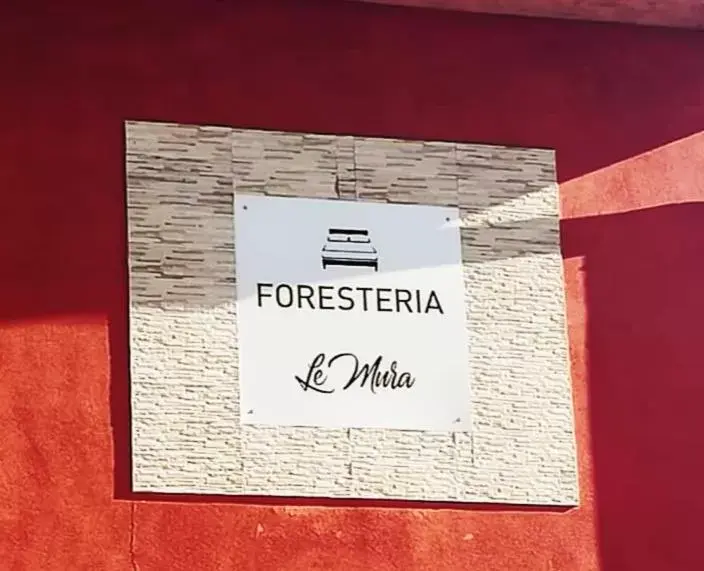 Property logo or sign in LE MURA Foresteria