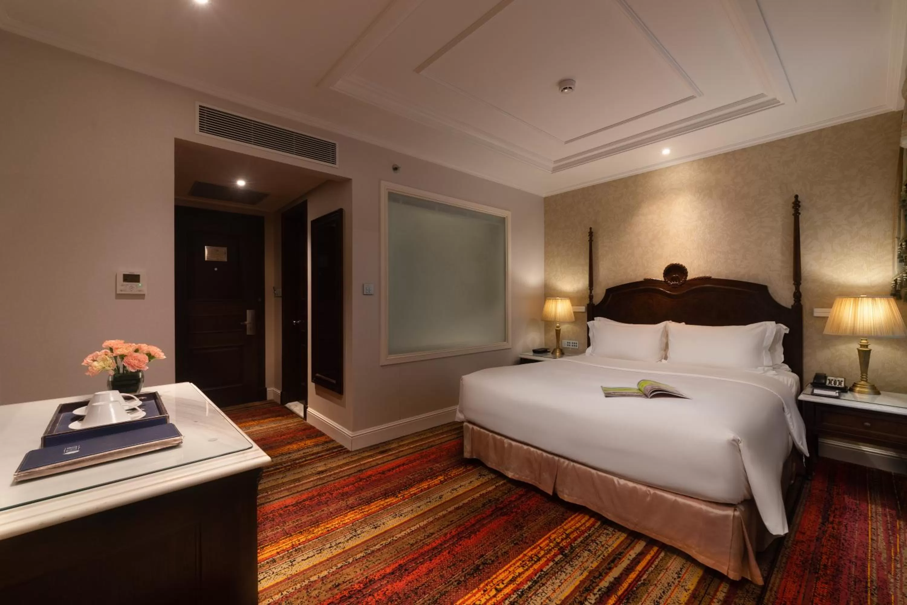 Photo of the whole room, Bed in The Lapis Hotel