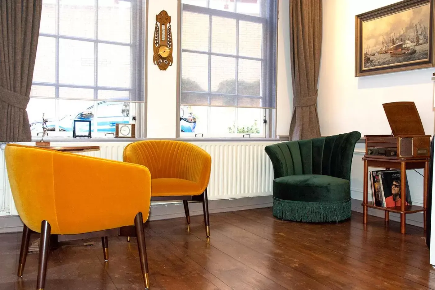 Seating Area in B&B Belle Chambre - Luxe in Art Deco stijl