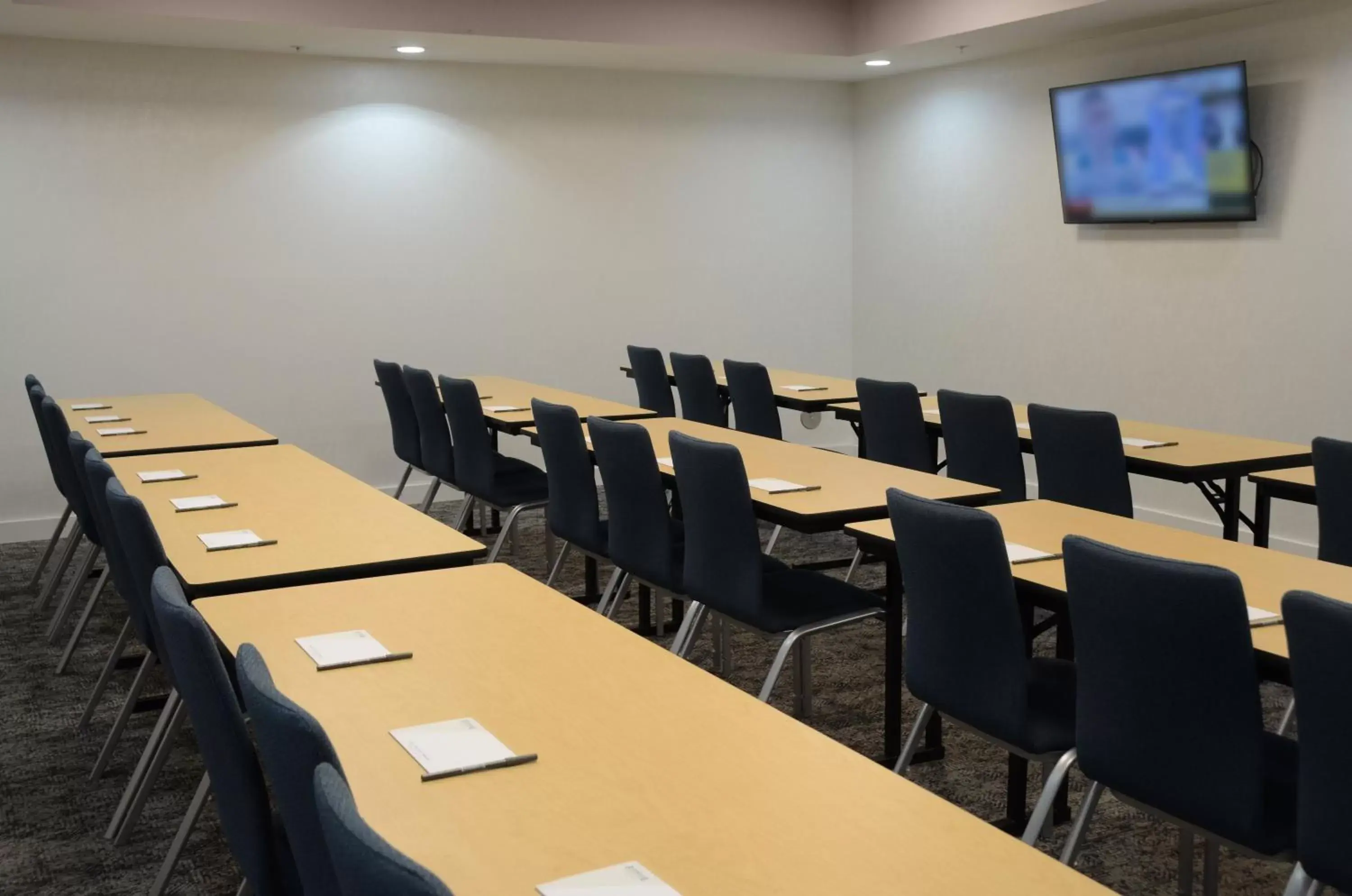 Meeting/conference room in Staybridge Suites Nashville SE - Murfreesboro, an IHG Hotel
