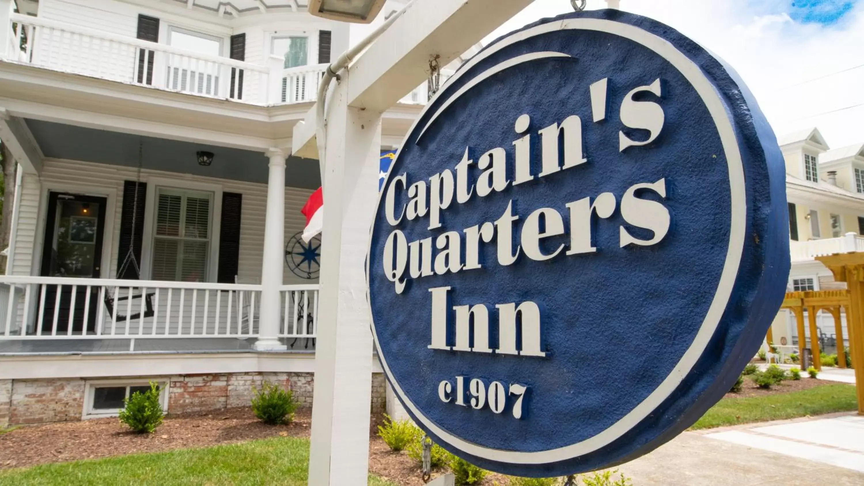 Property Logo/Sign in The Edenton Collection-Captain's Quarters Inn