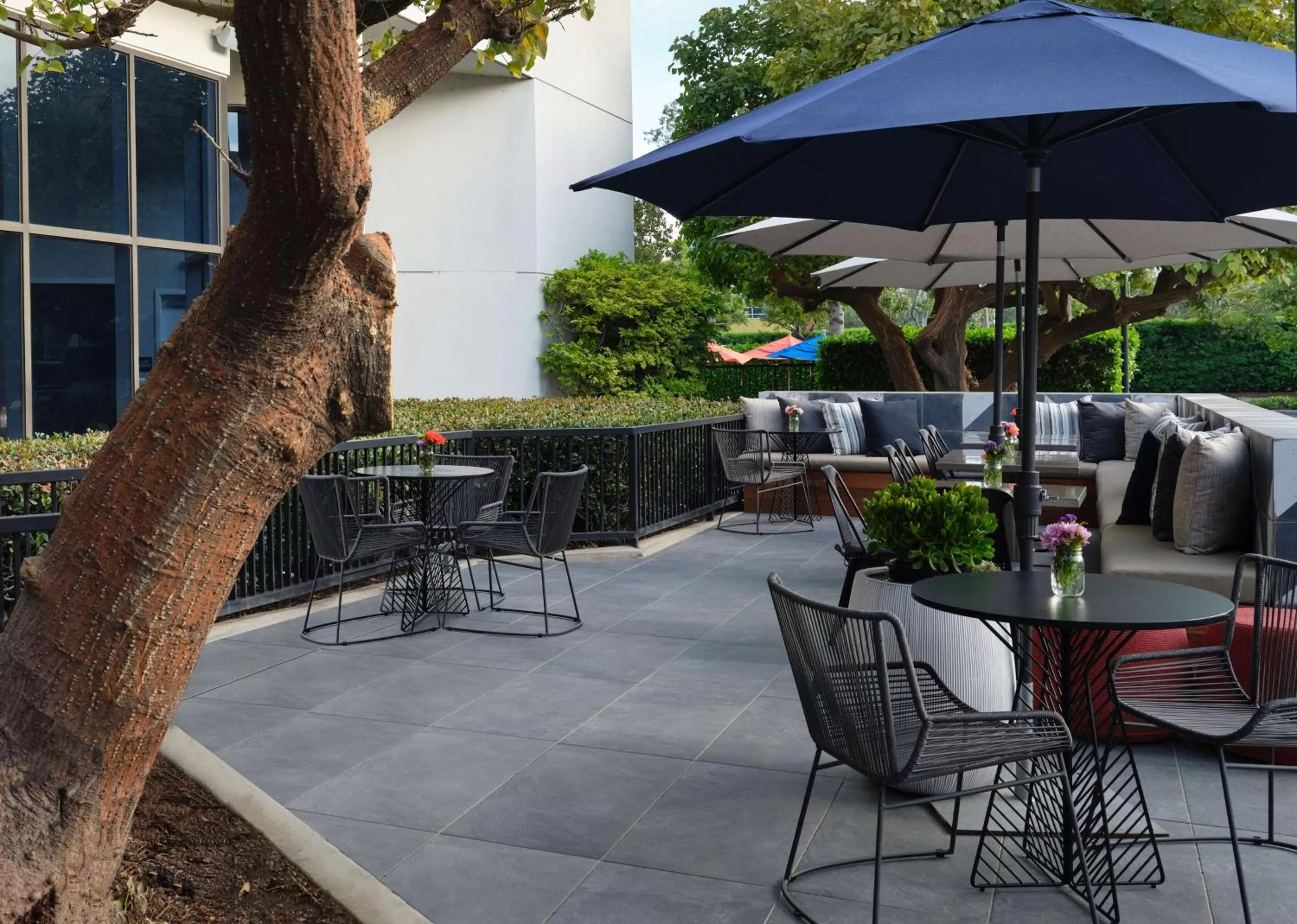 Property building in Sonesta Irvine John Wayne Airport