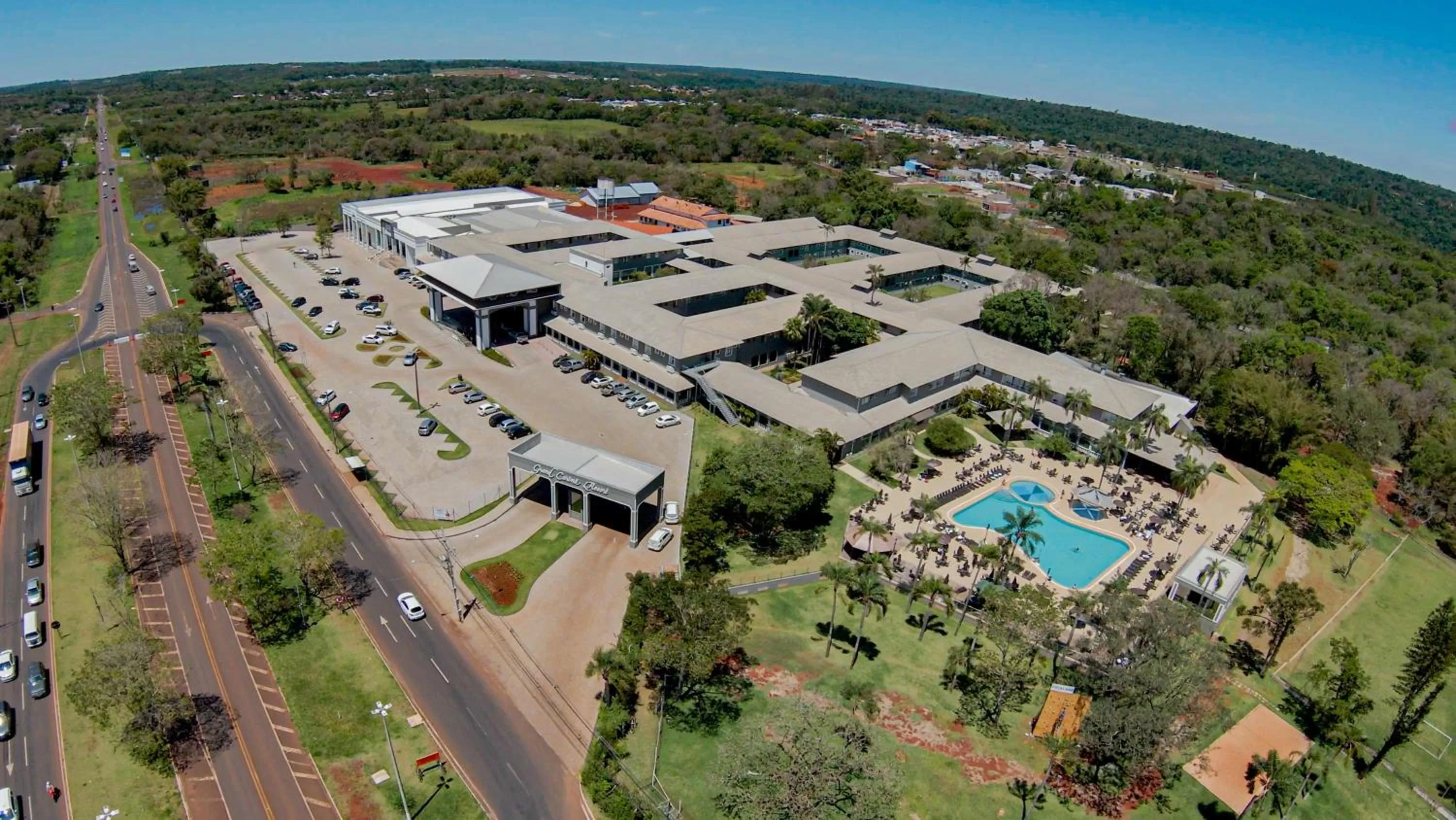 Facade/entrance in Grand Carimã Resort & Convention Center
