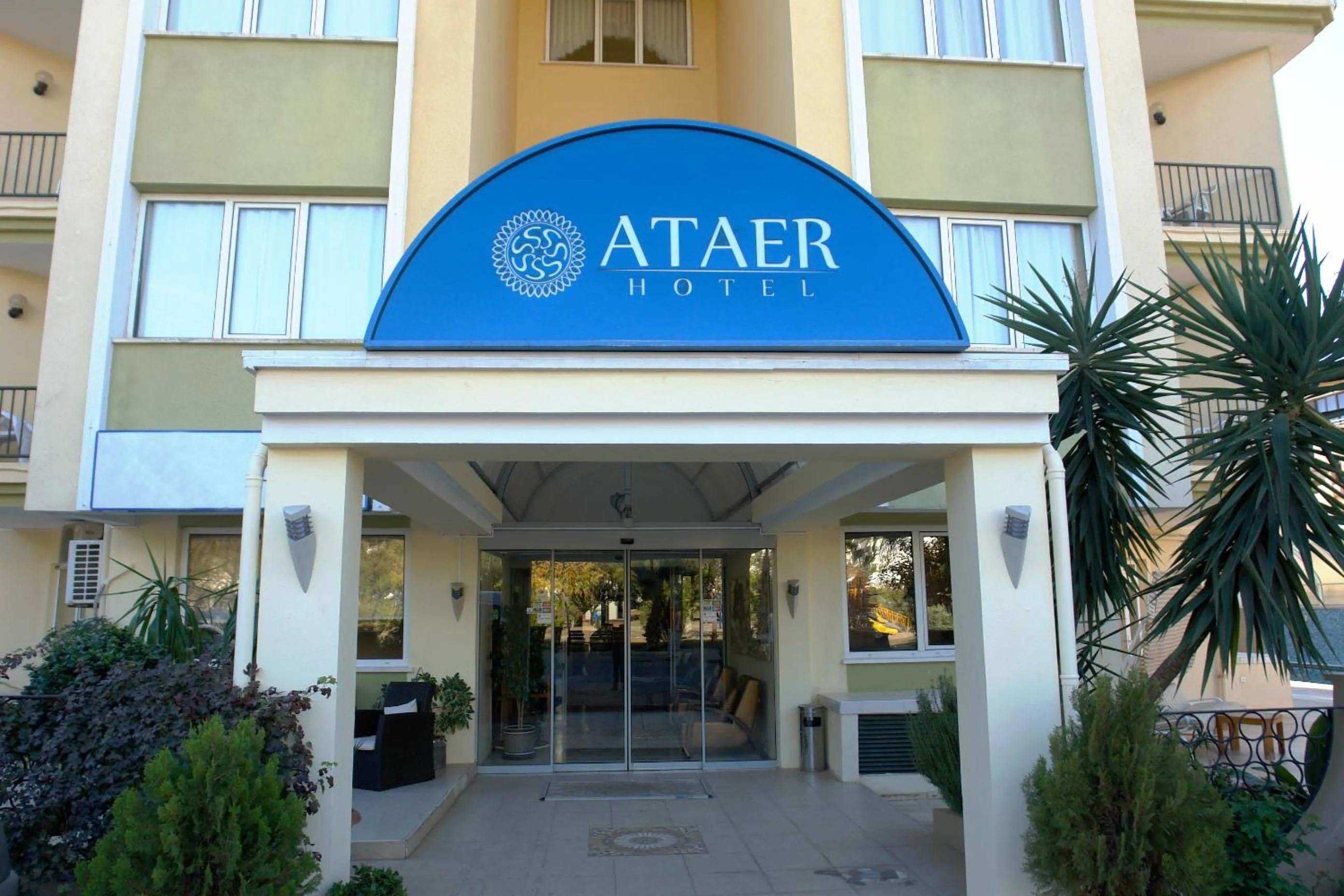 Facade/entrance in Ataer Hotel