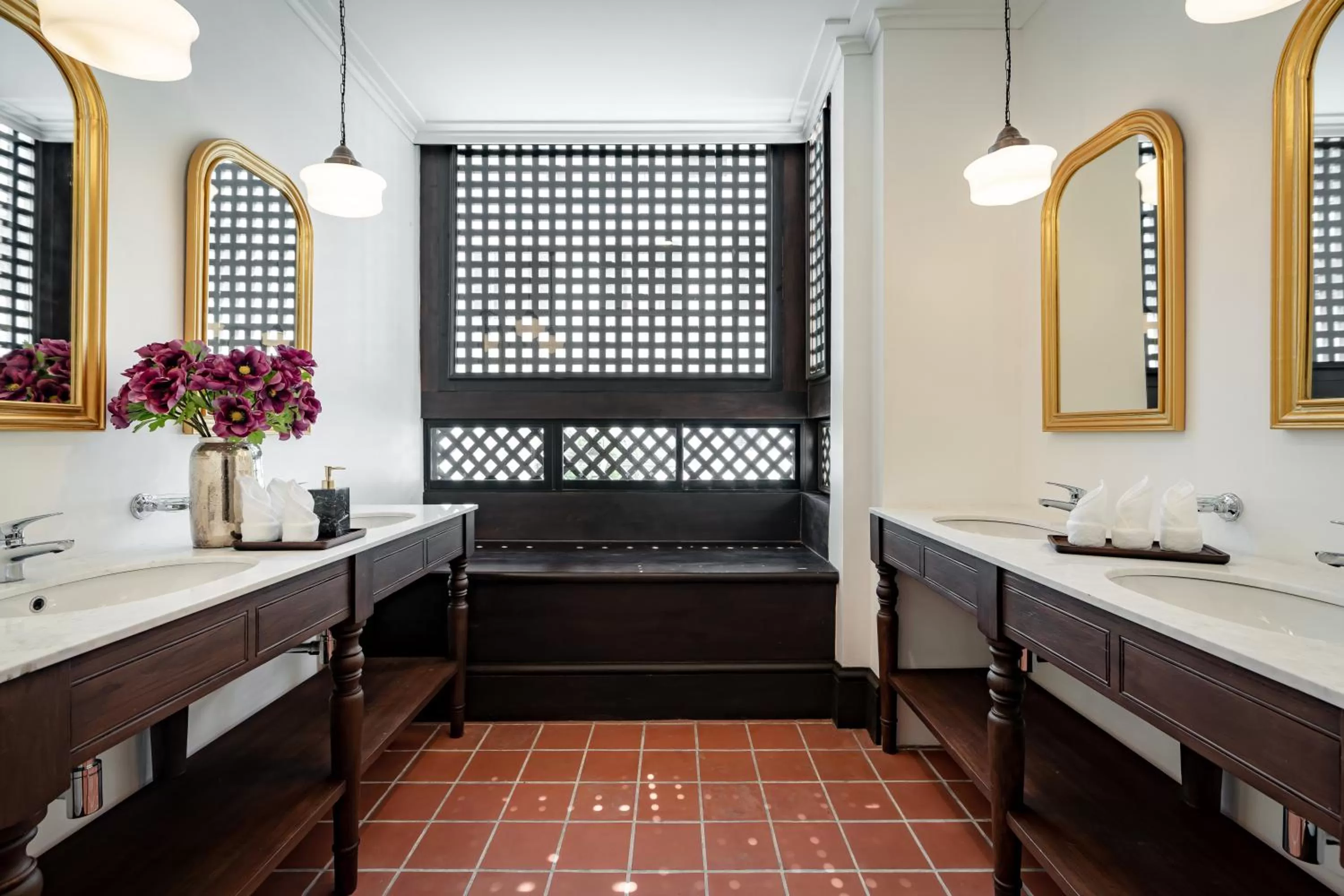 Toilet in Bella Nara Hotel Chiang Mai