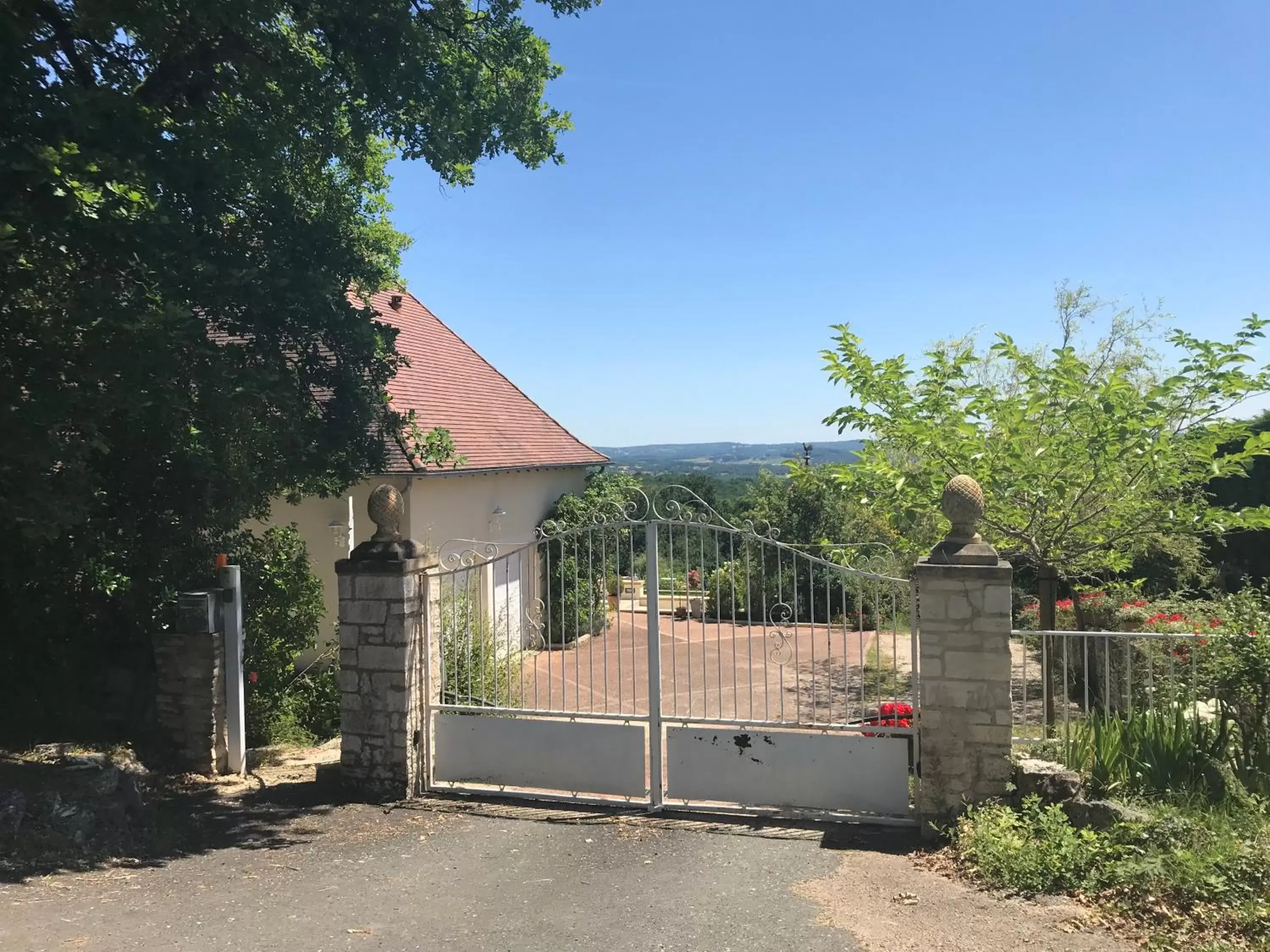 Garden view in La Maison du Parc