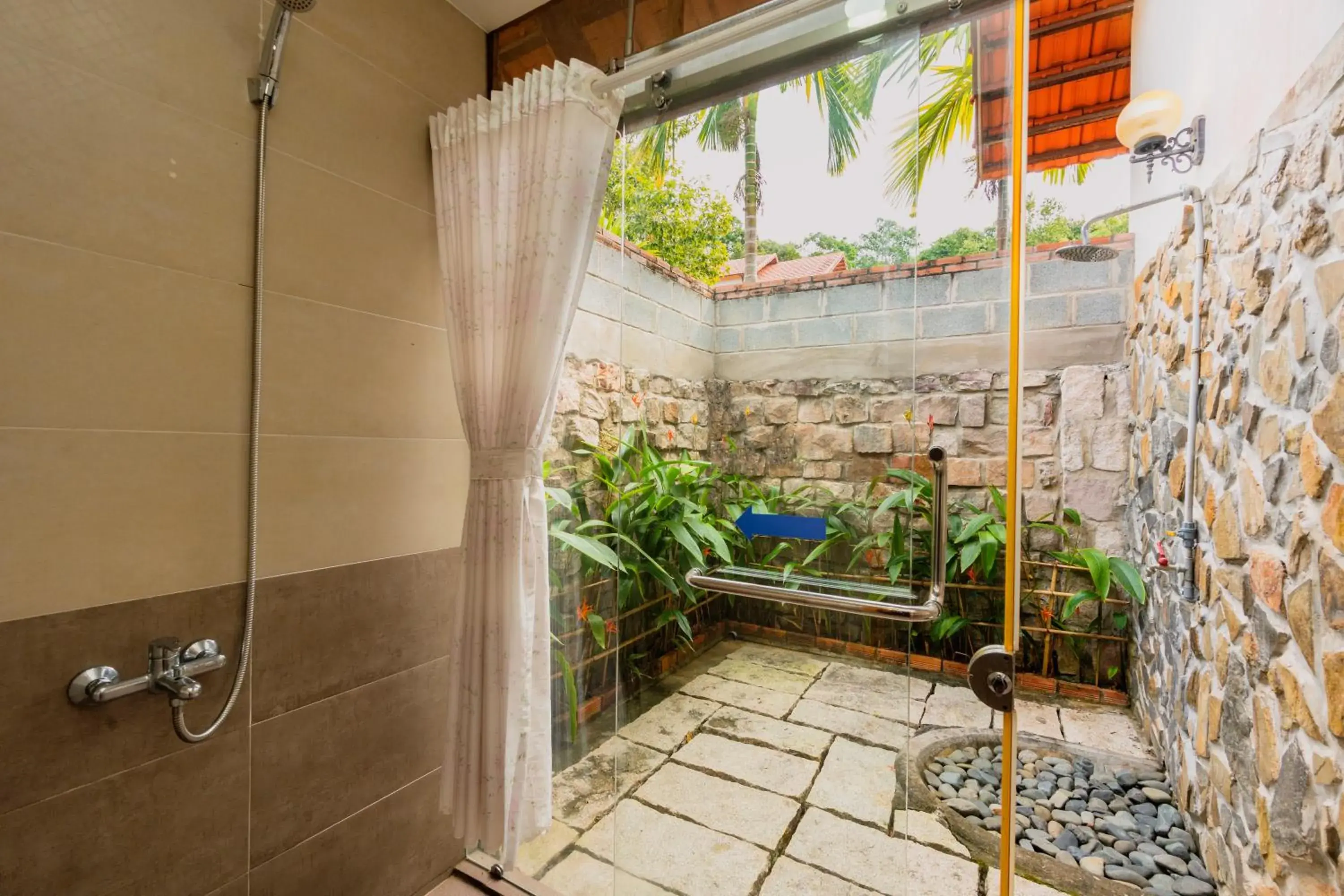 Bathroom in The Garden House Phu Quoc Resort