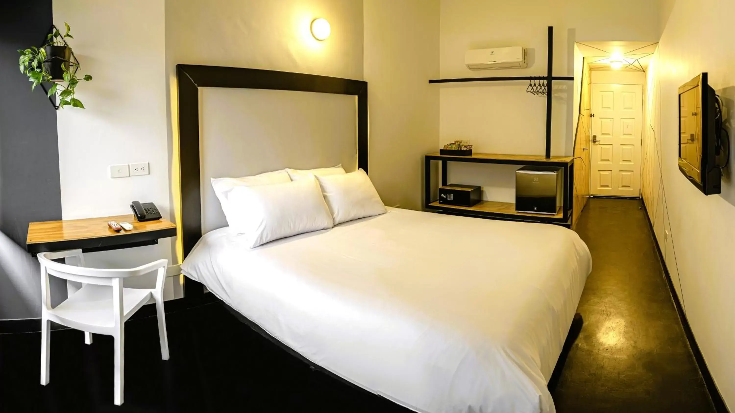 Bed in Hotel El Peñon by Bithotels